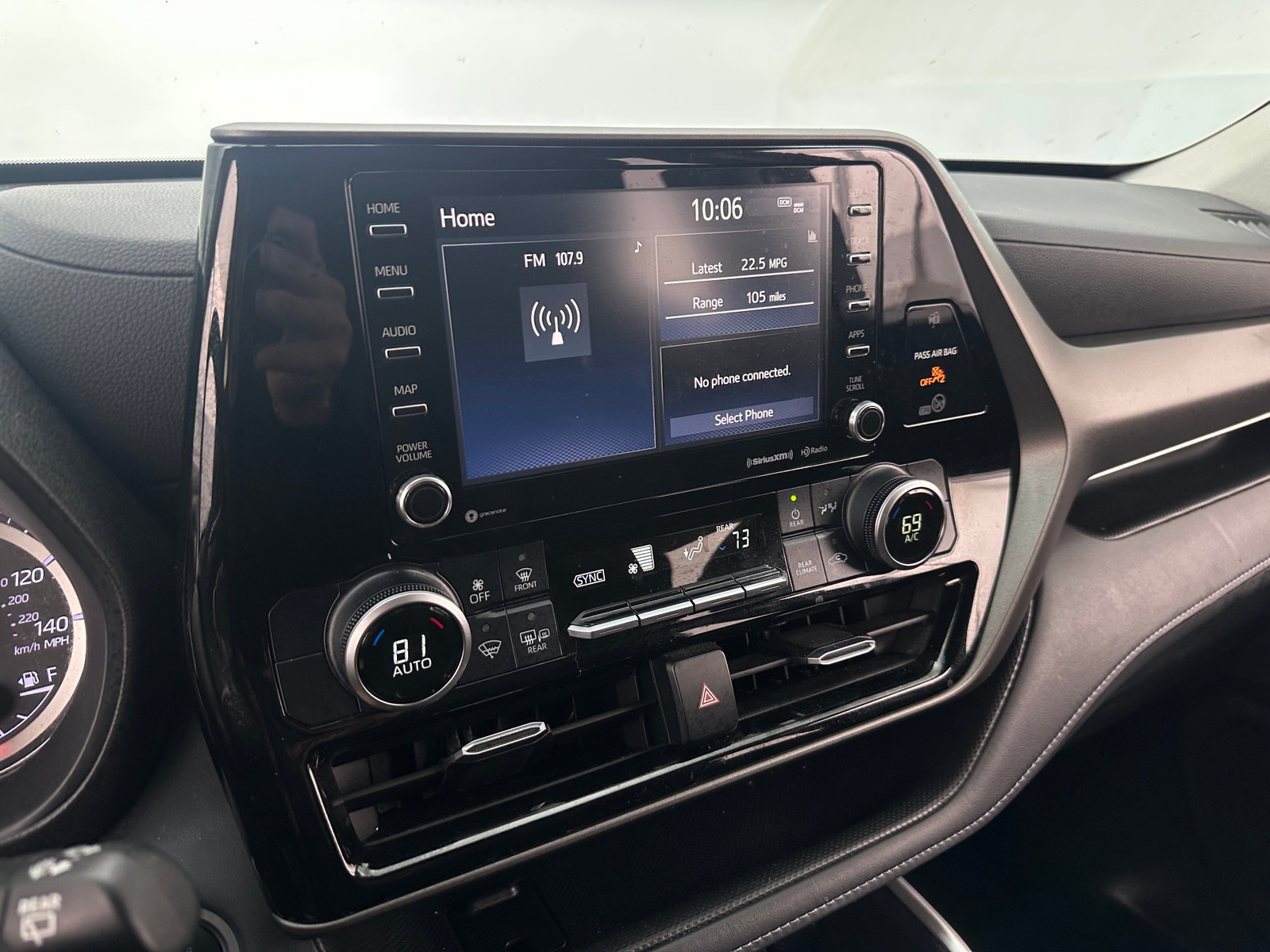 Thumbnail: 2020 Toyota Highlander - 4