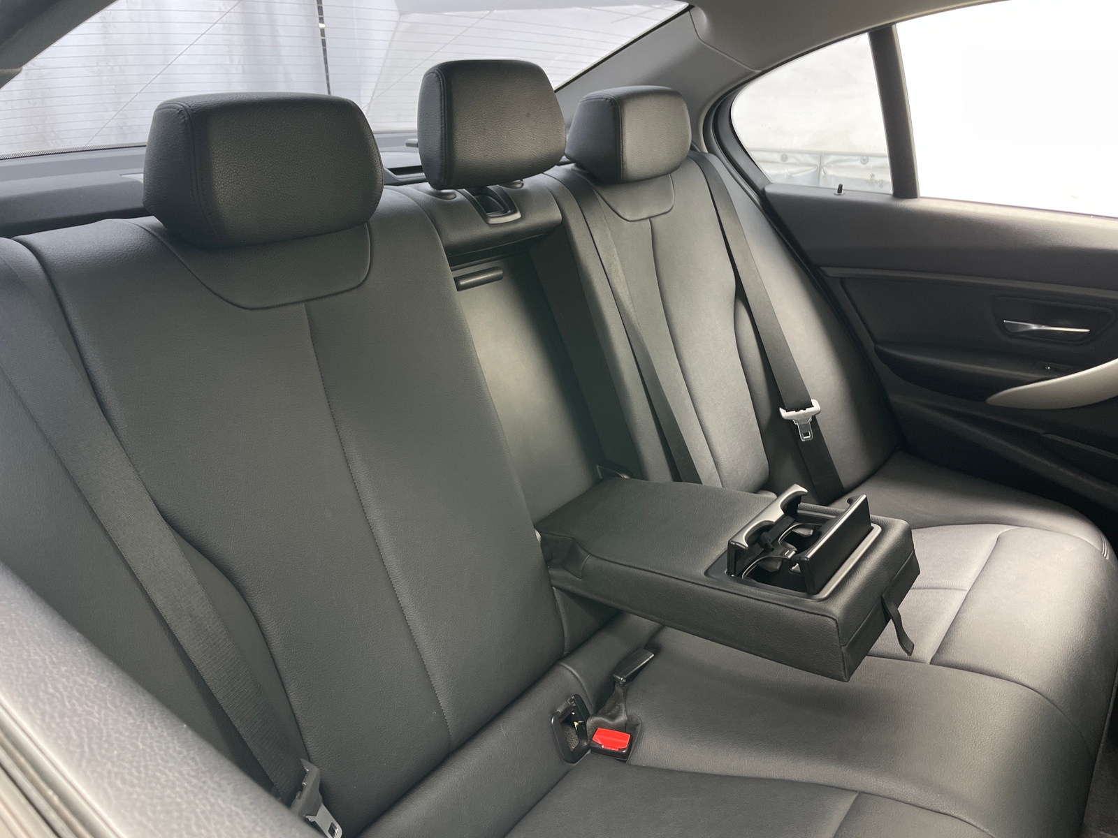 Thumbnail: 2013 BMW 3 Series - 6