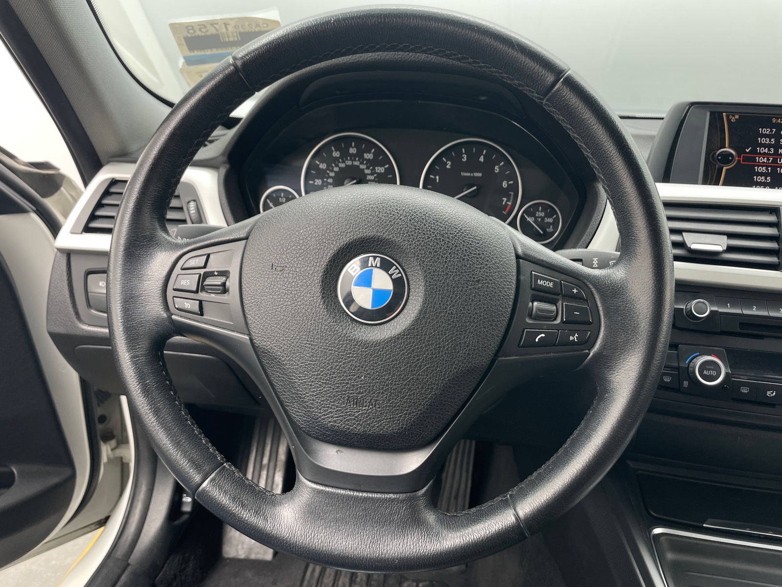 Thumbnail: 2013 BMW 3 Series - 5