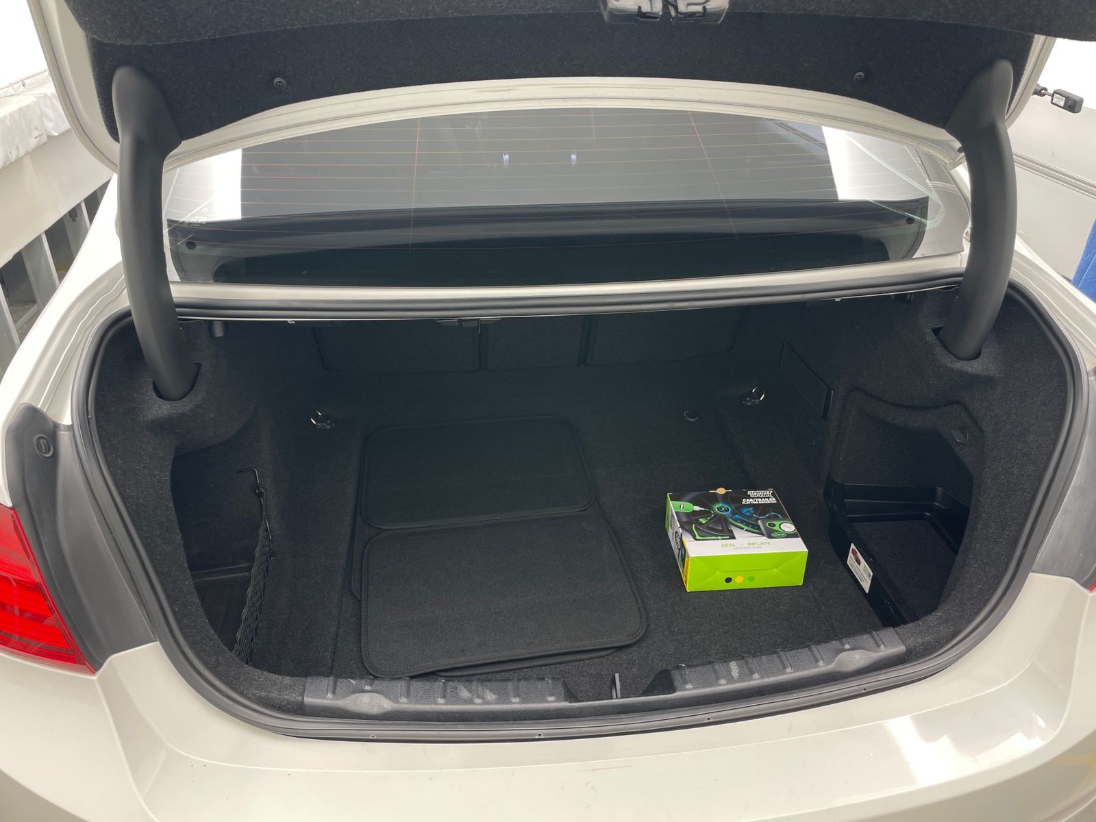 Thumbnail: 2013 BMW 3 Series - 7