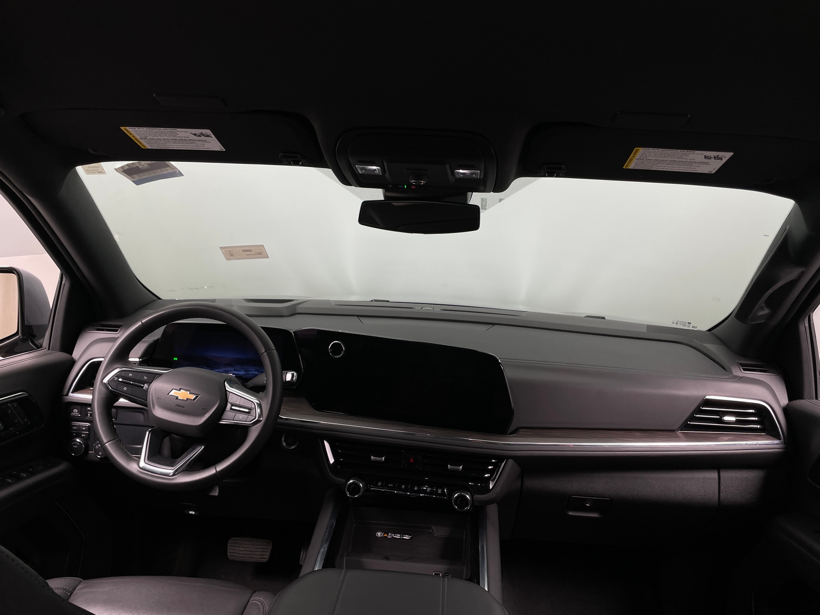 Thumbnail: 2025 Chevrolet Tahoe - 2