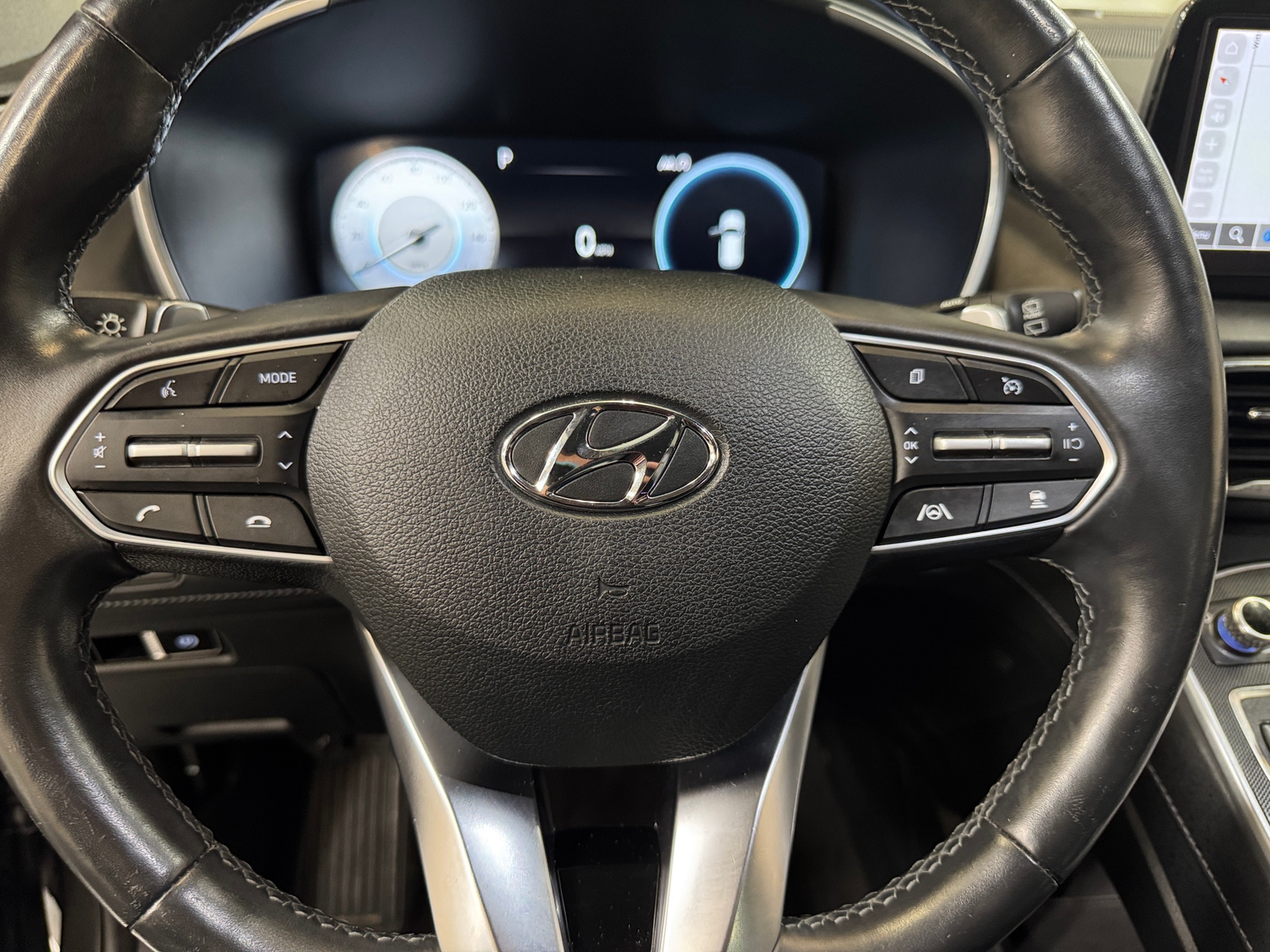 Thumbnail: 2021 Hyundai Santa Fe - 4