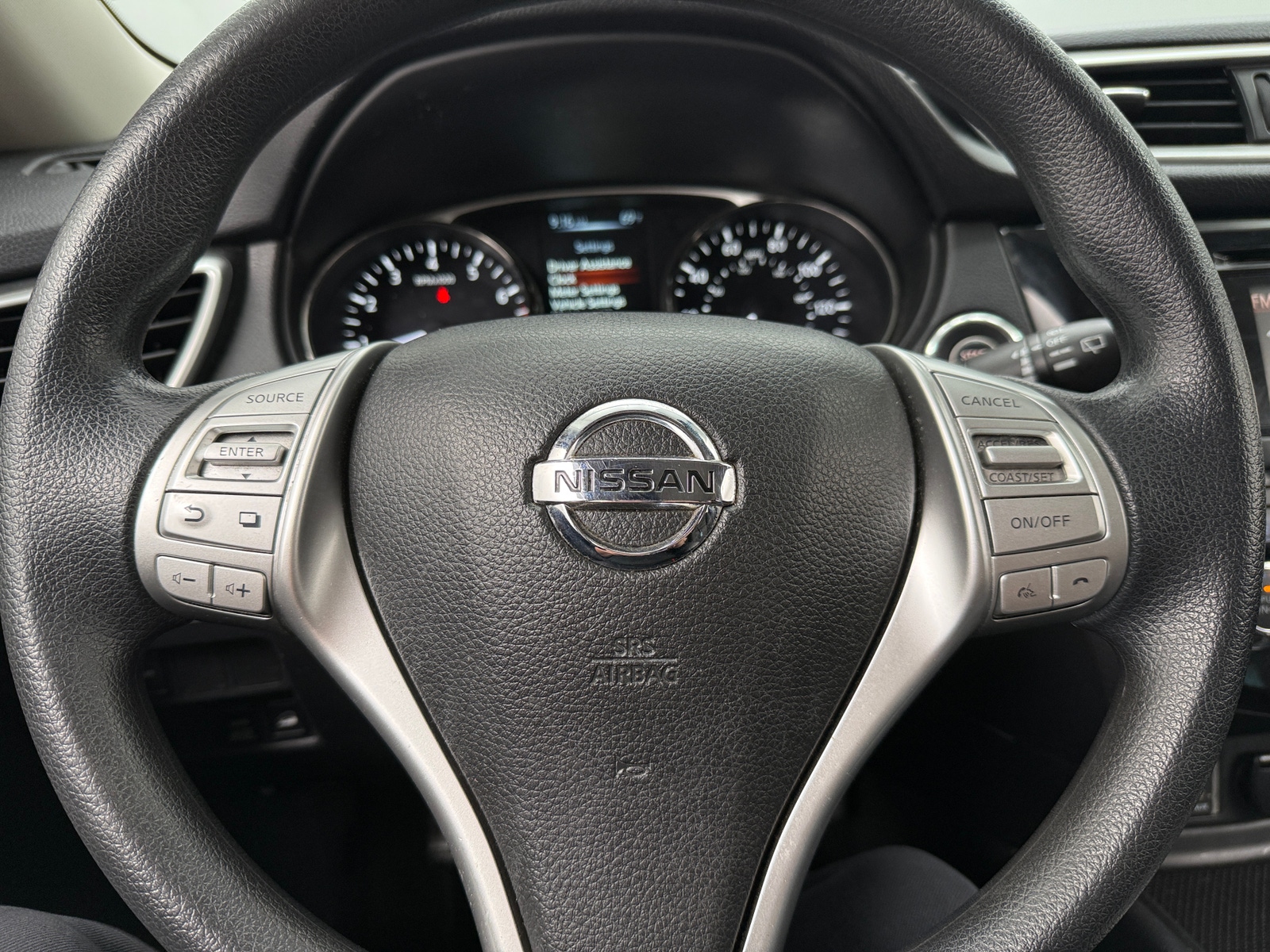 Thumbnail: 2015 Nissan Rogue - 5