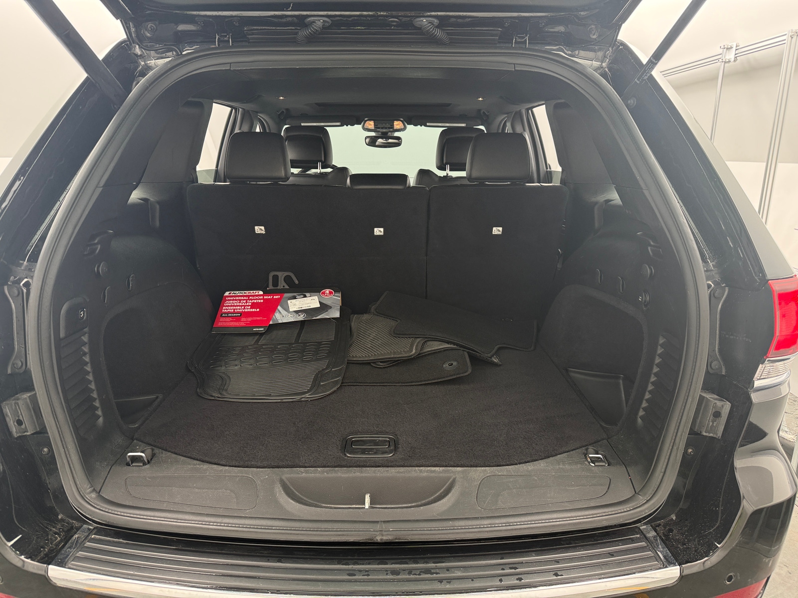 Thumbnail: 2021 Jeep Grand Cherokee - 6