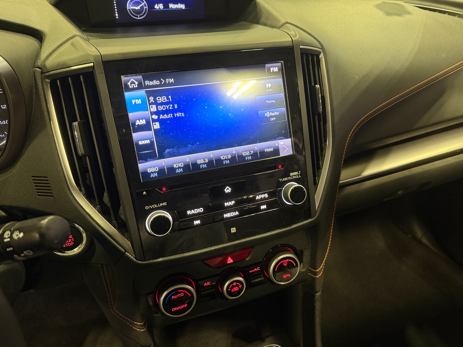 Thumbnail: 2018 Subaru Crosstrek - 3