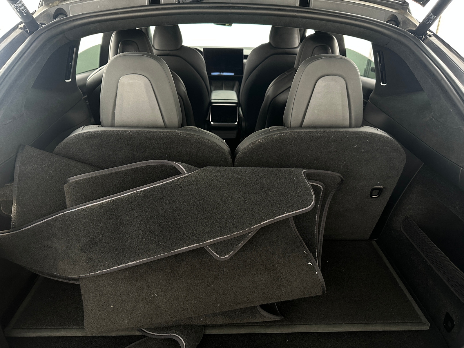 Thumbnail: 2023 Tesla Model X - 6