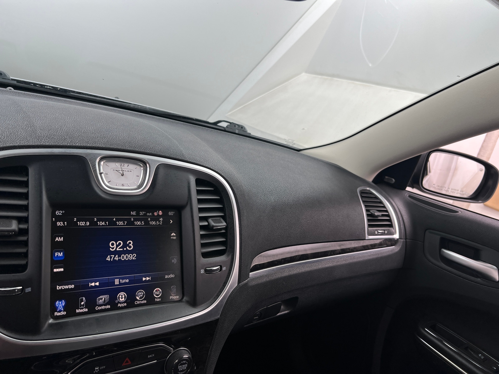 Thumbnail: 2016 Chrysler 300 - 3