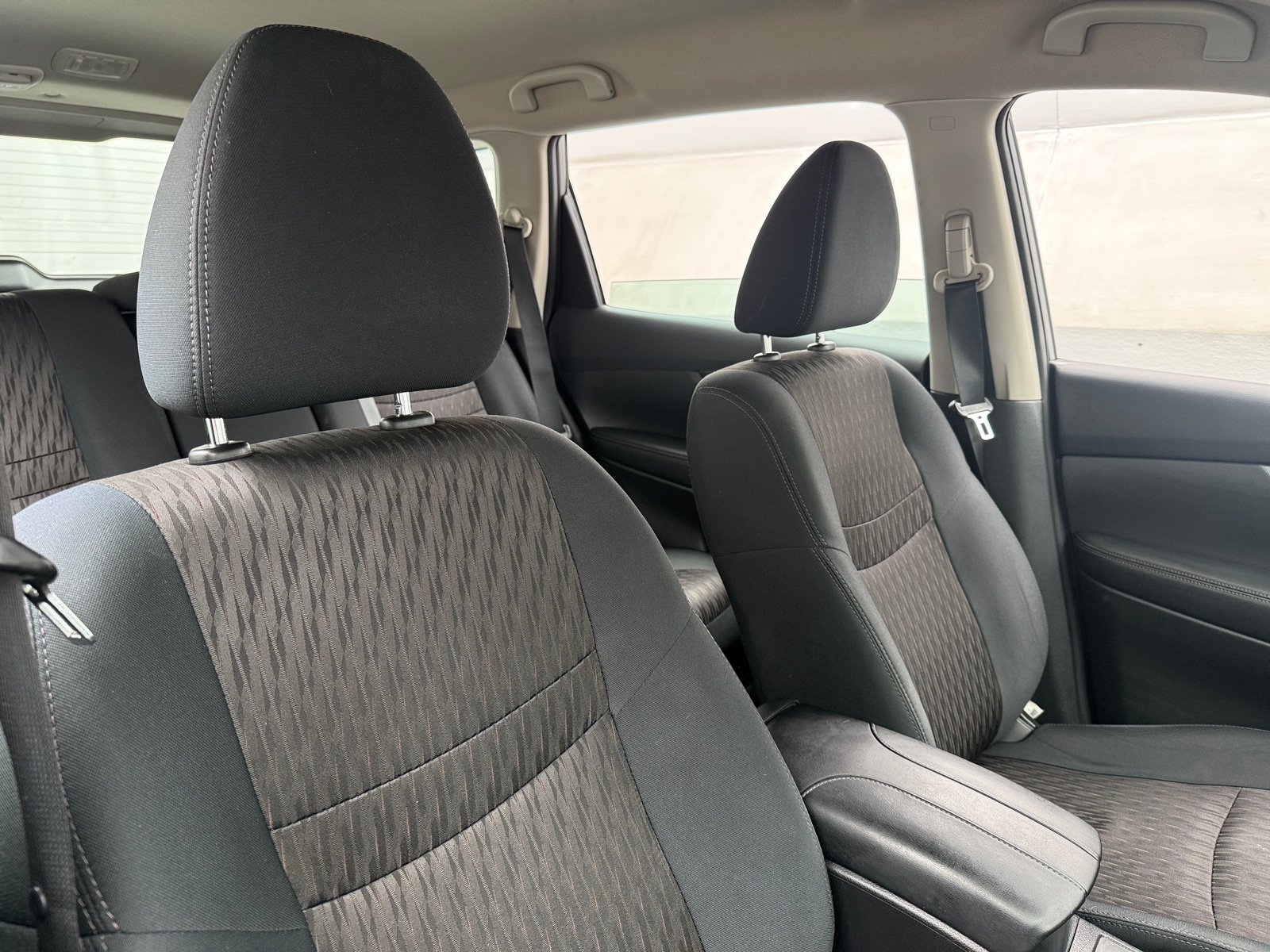 Thumbnail: 2019 Nissan Rogue - 2