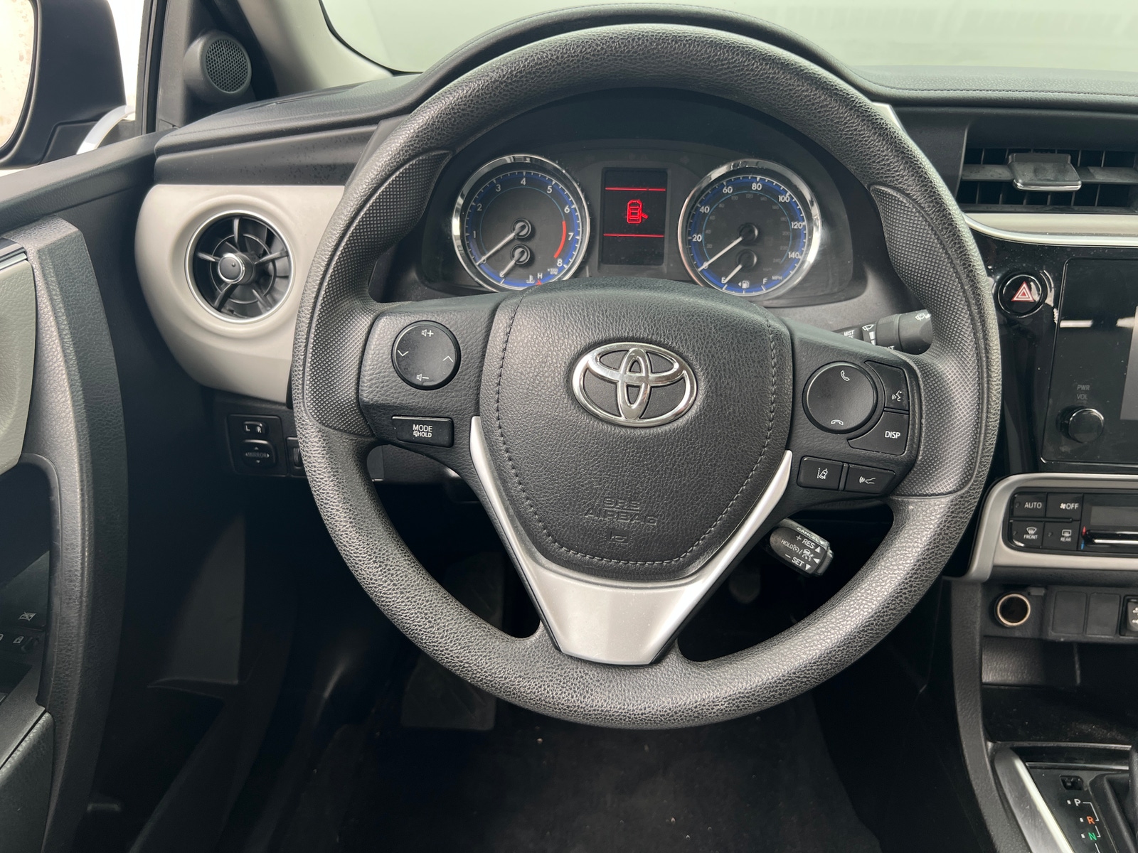 Thumbnail: 2017 Toyota Corolla - 5