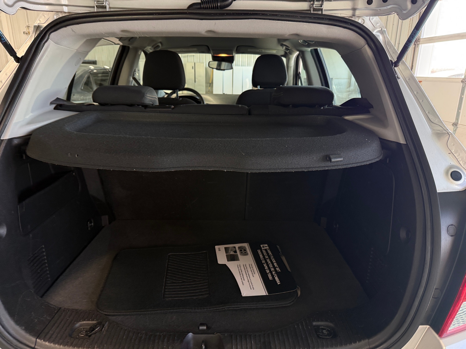 Thumbnail: 2017 Chevrolet Trax - 7