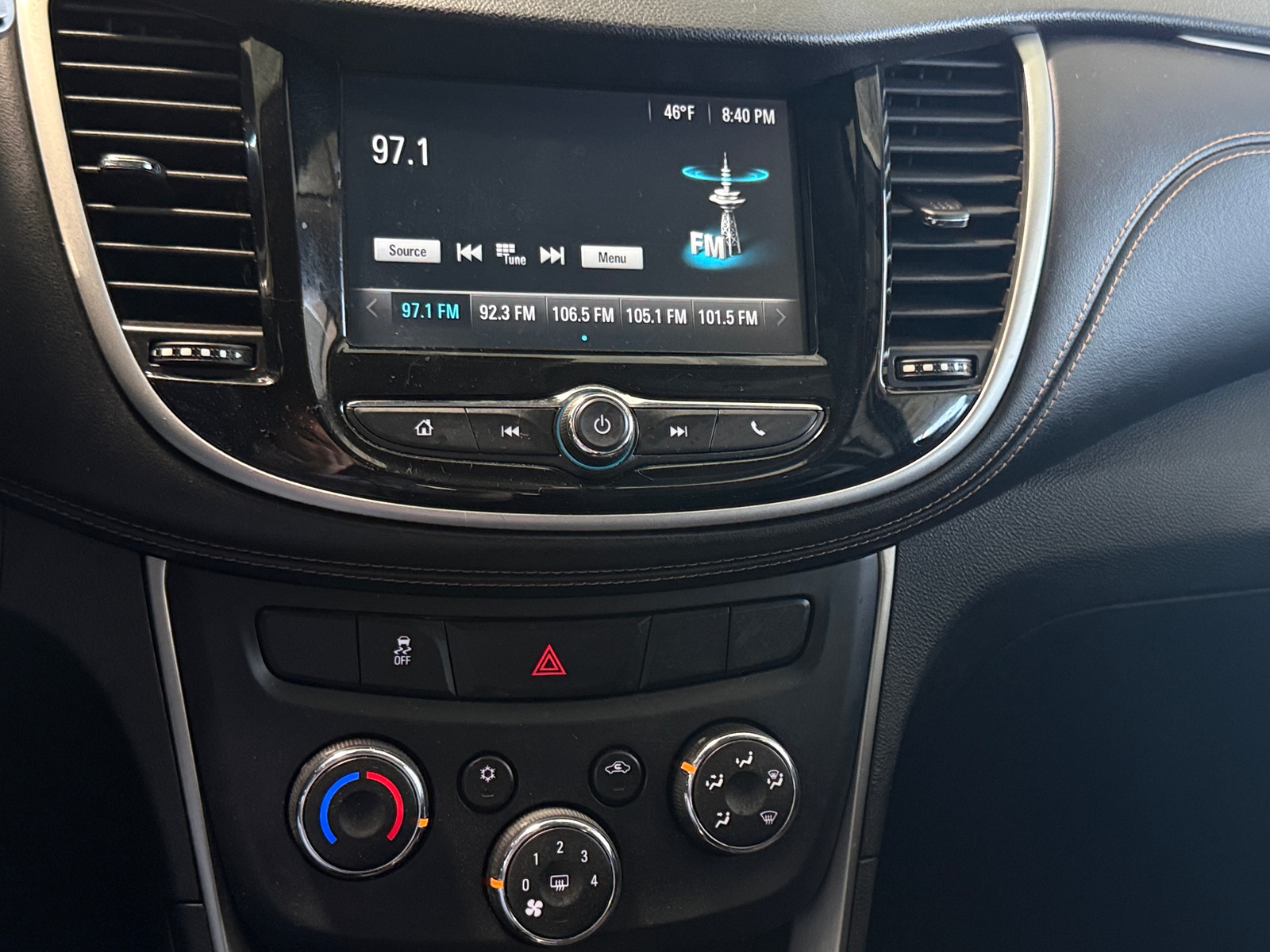 Thumbnail: 2017 Chevrolet Trax - 4