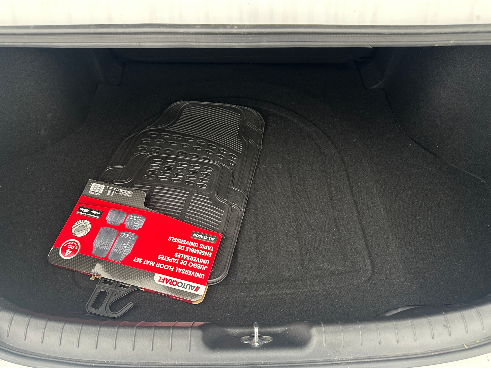 Thumbnail: 2024 Hyundai Elantra - 7