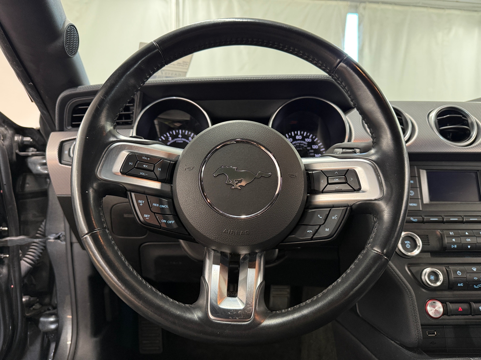 Thumbnail: 2018 Ford Mustang - 5