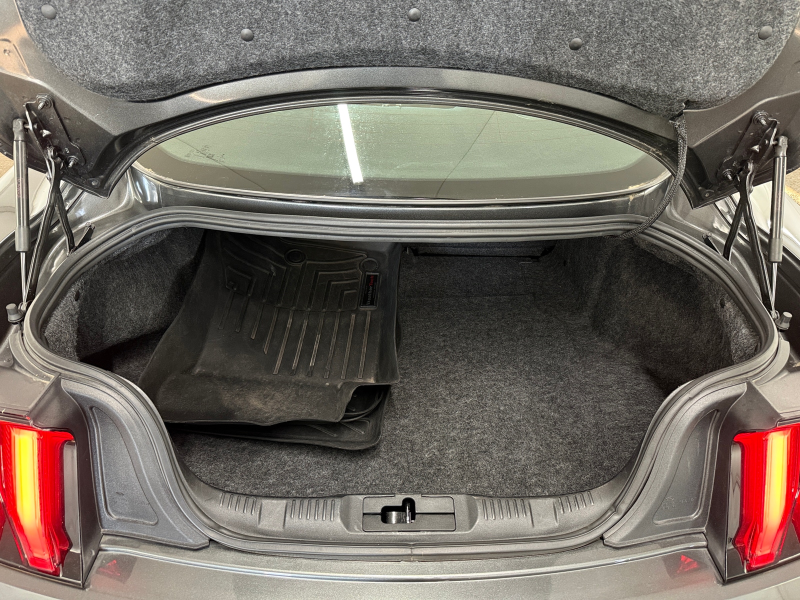 Thumbnail: 2018 Ford Mustang - 7