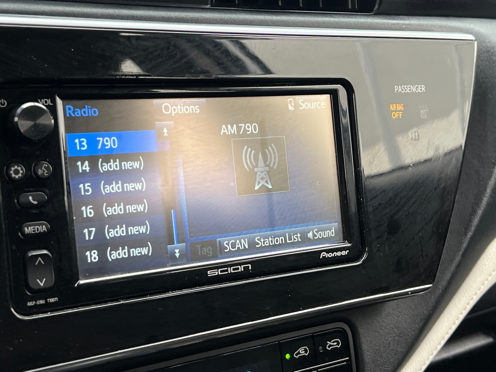 Thumbnail: 2016 Scion iM - 4