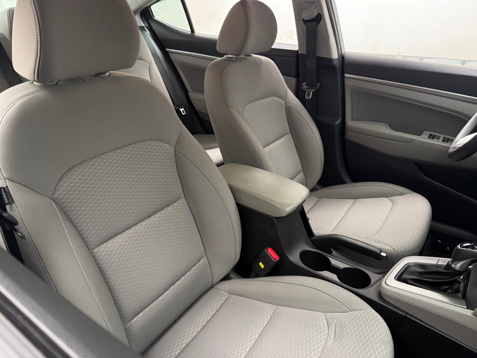 Thumbnail: 2020 Hyundai Elantra - 2