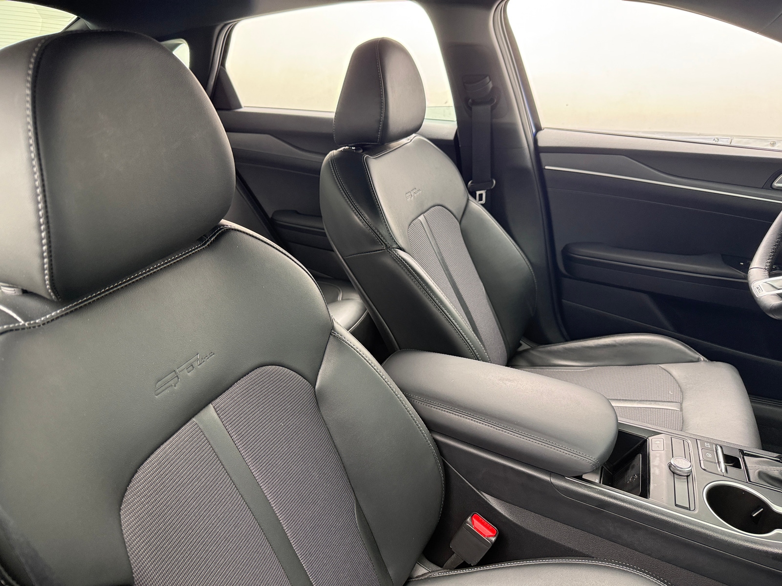 Thumbnail: 2023 Kia K5 - 2