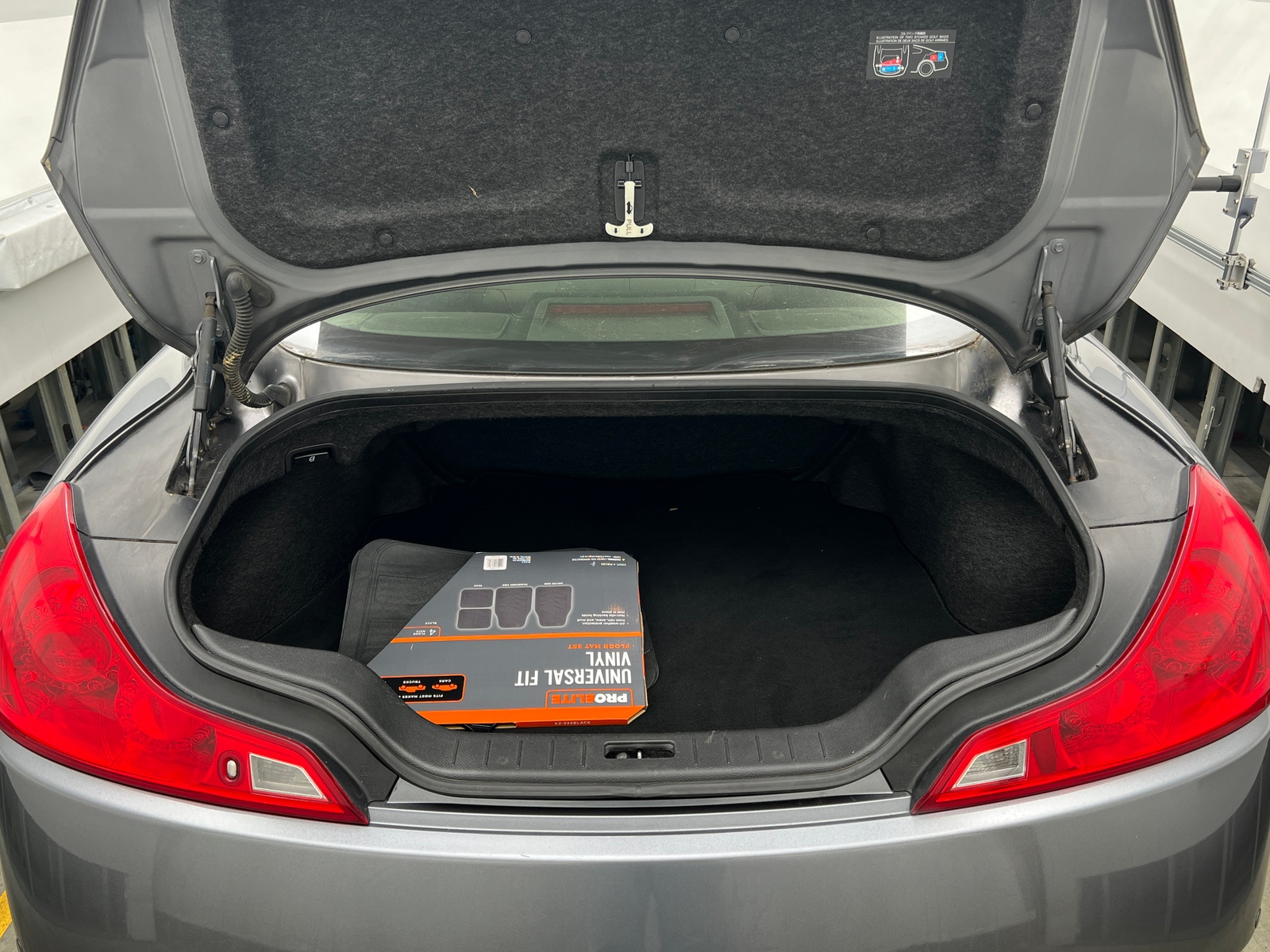 Thumbnail: 2014 INFINITI Q60 - 4