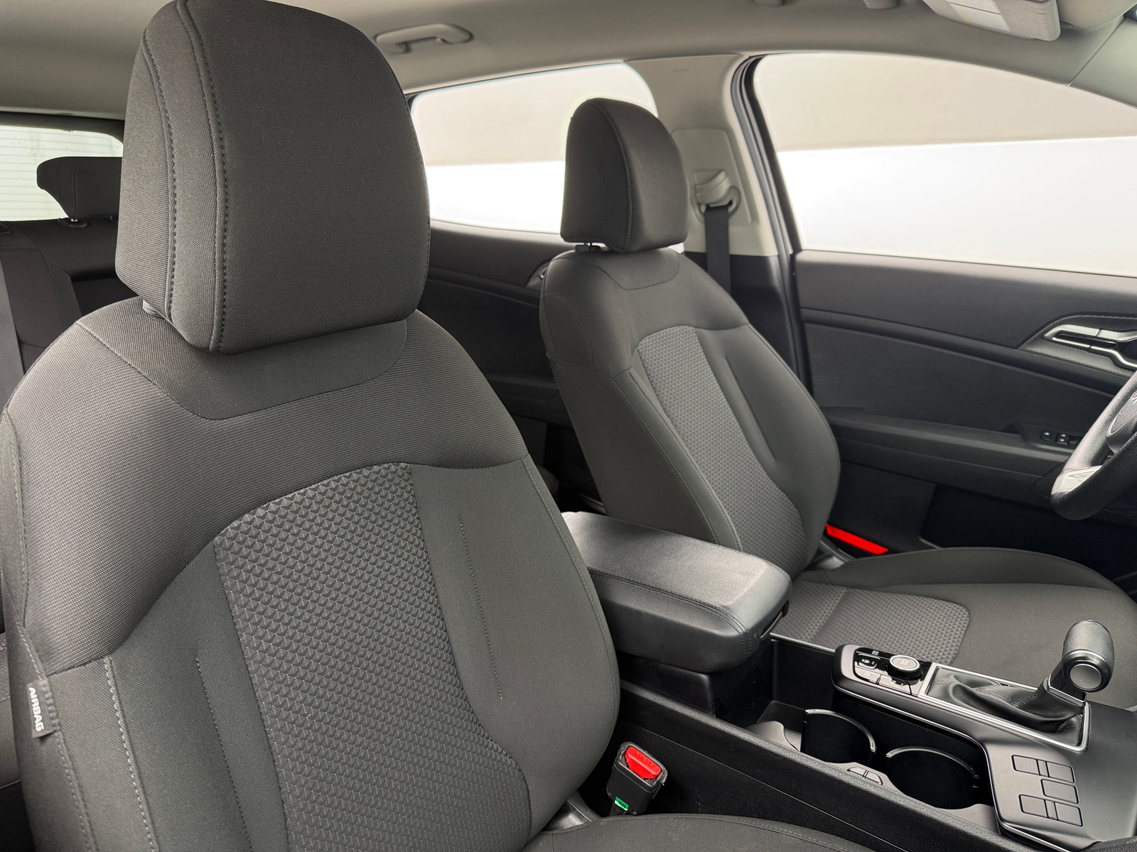 Thumbnail: 2025 Kia Sportage - 2