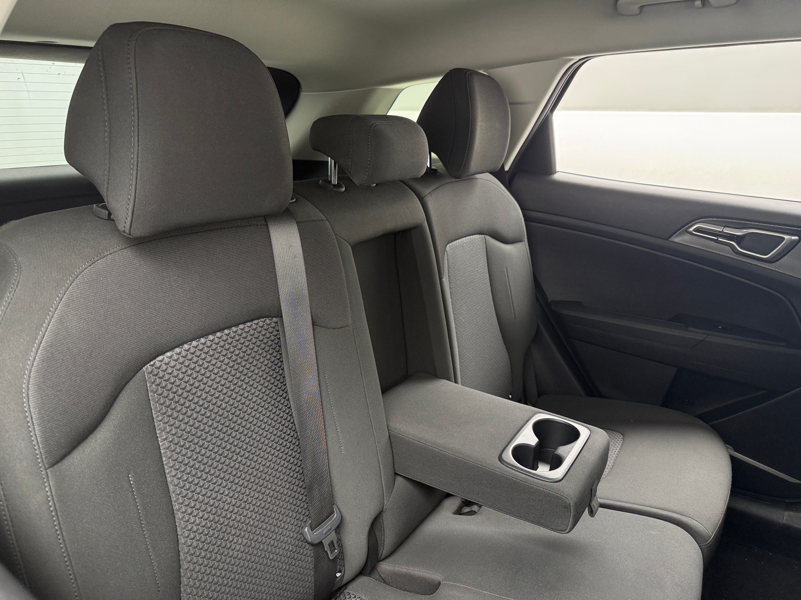 Thumbnail: 2025 Kia Sportage - 6