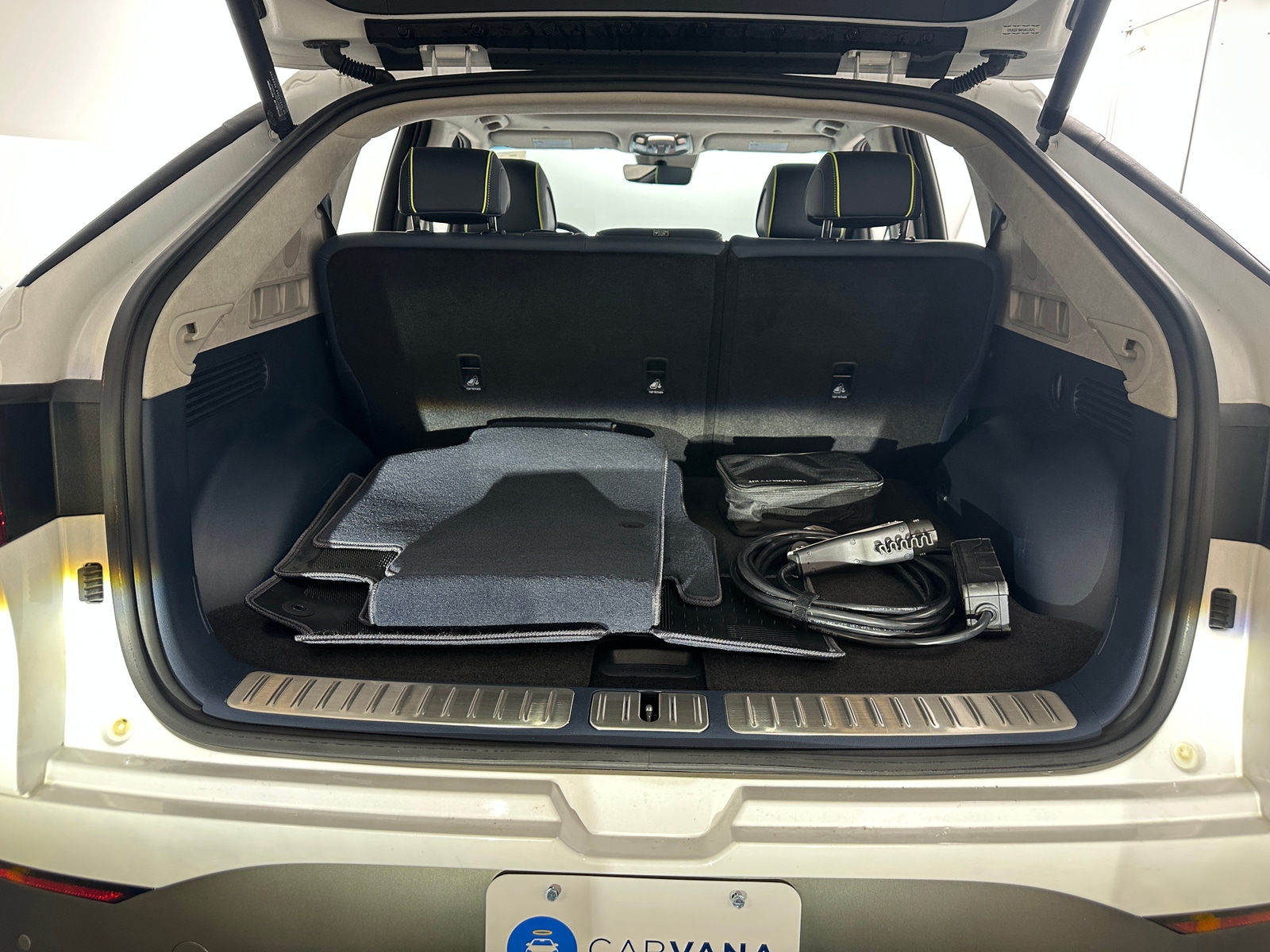 Thumbnail: 2023 Genesis GV60 - 6