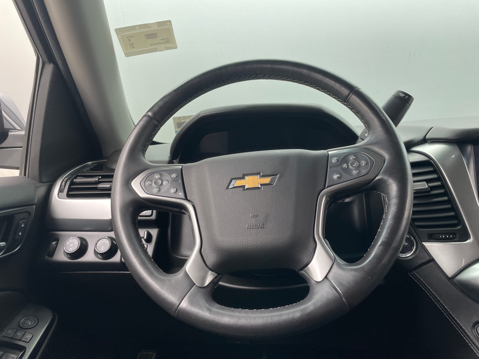 Thumbnail: 2017 Chevrolet Tahoe - 4