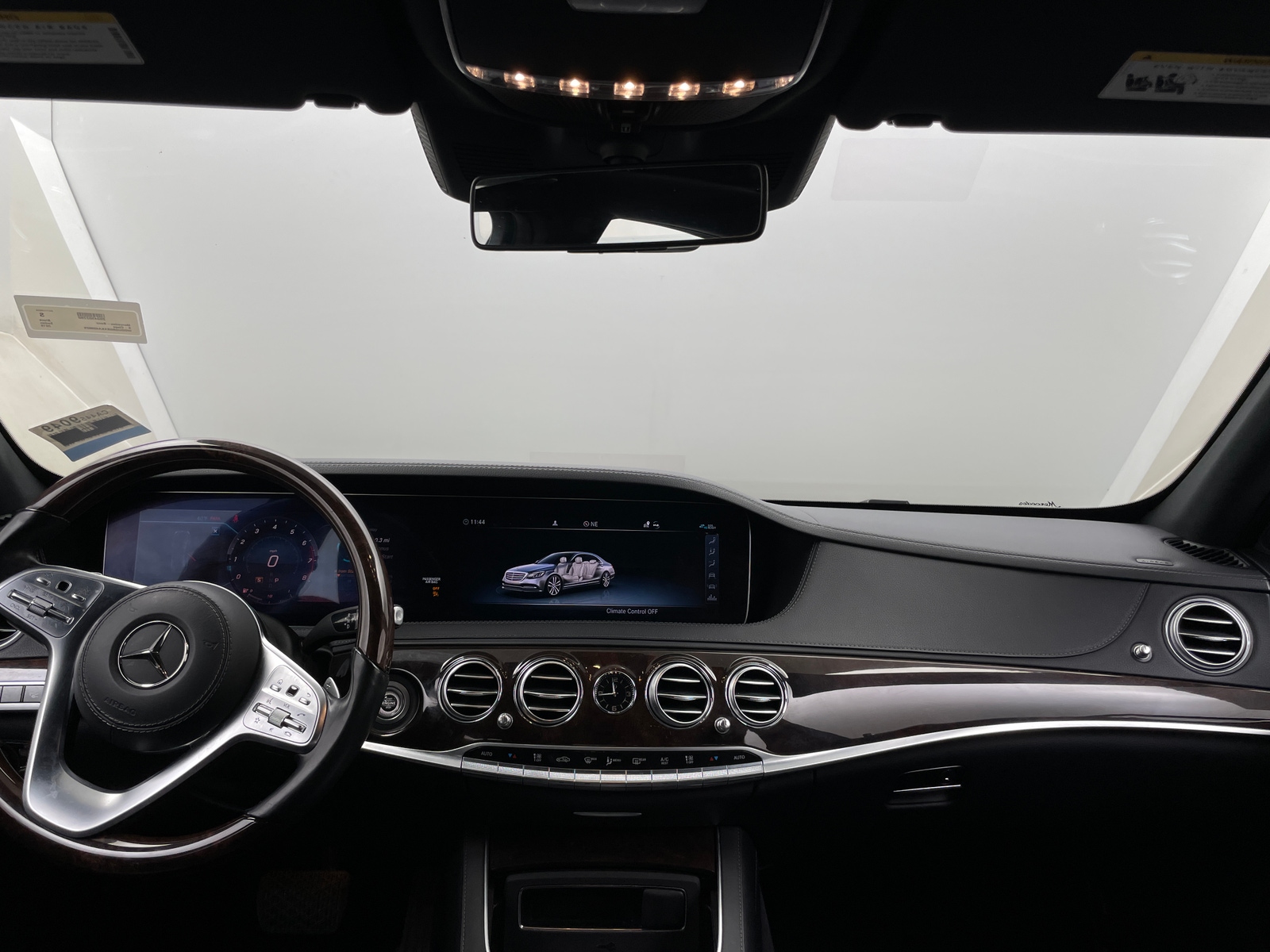 Thumbnail: 2019 Mercedes-Benz S-Class - 2