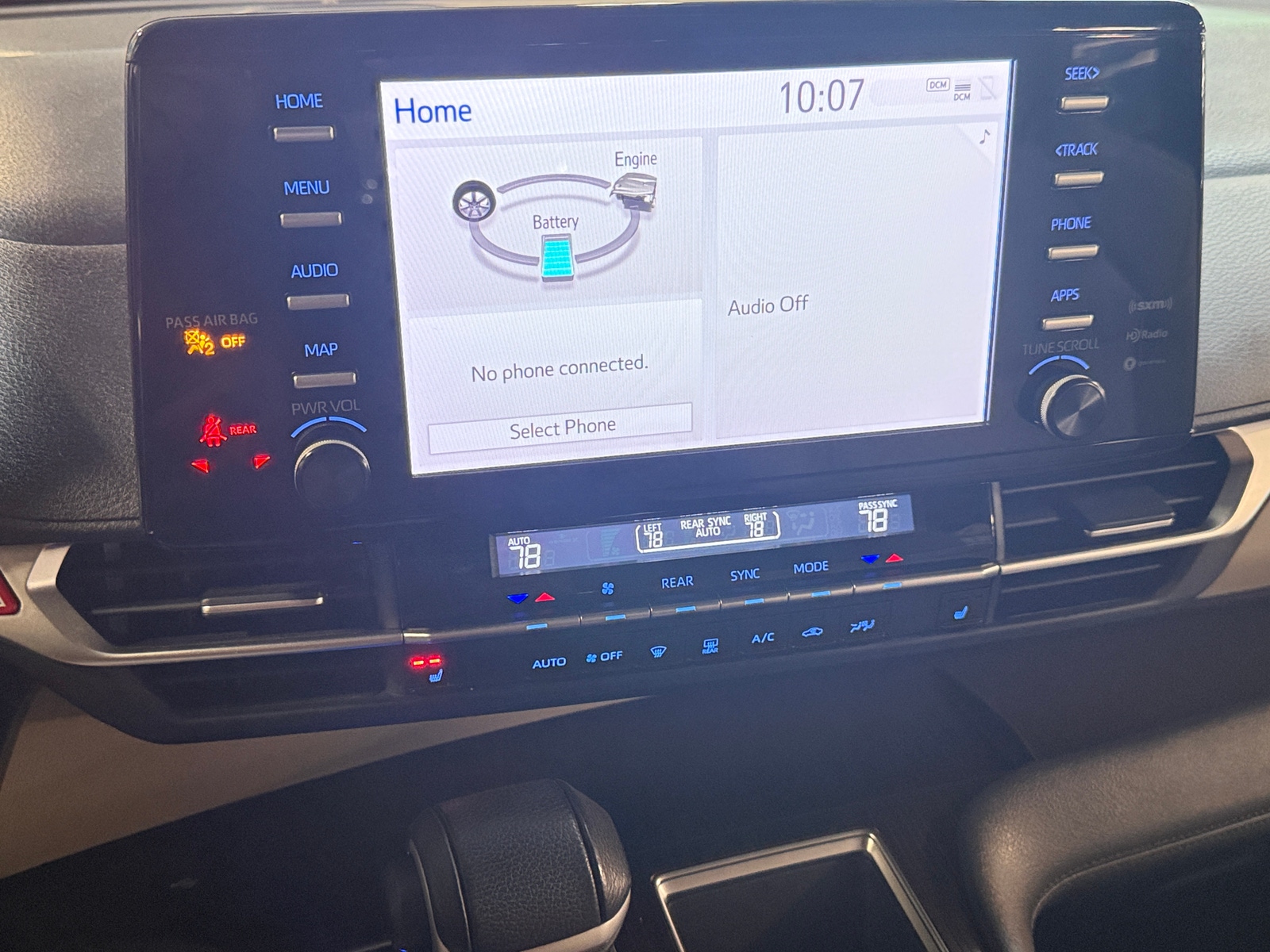 Thumbnail: 2023 Toyota Sienna - 3