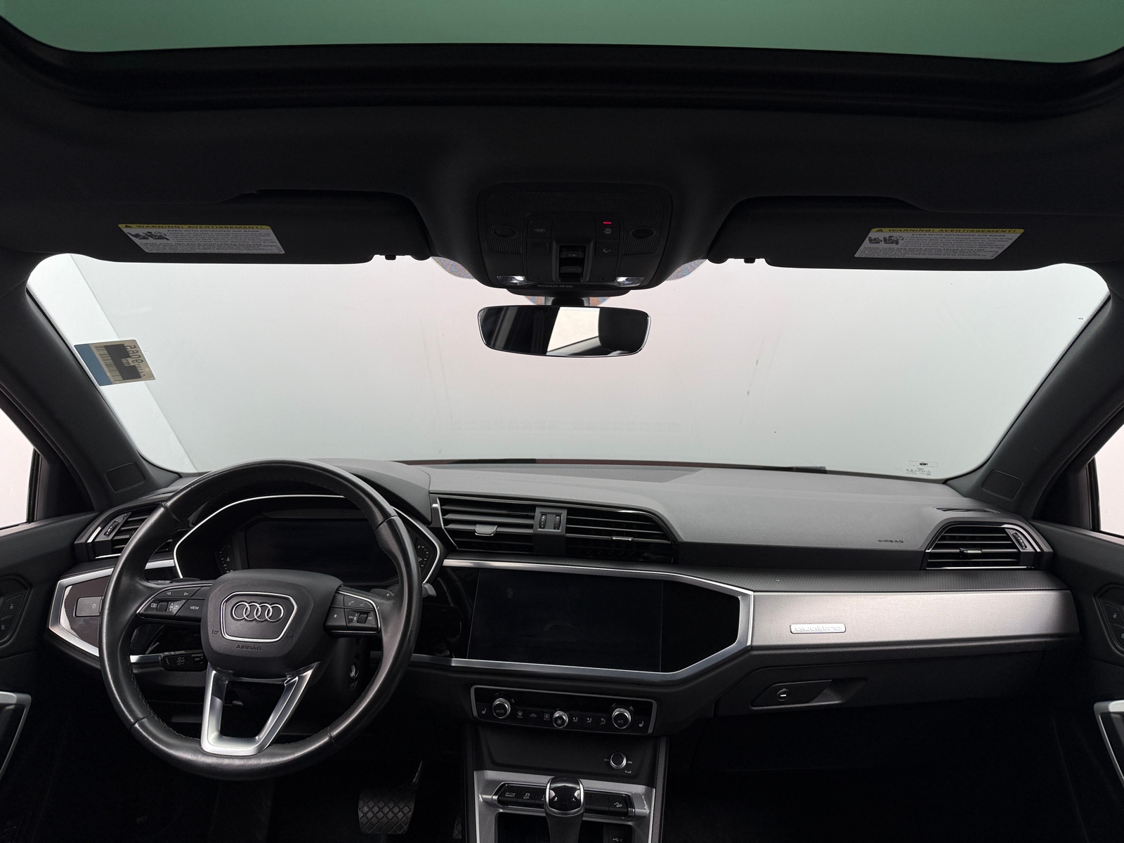 Thumbnail: 2022 Audi Q3 - 2