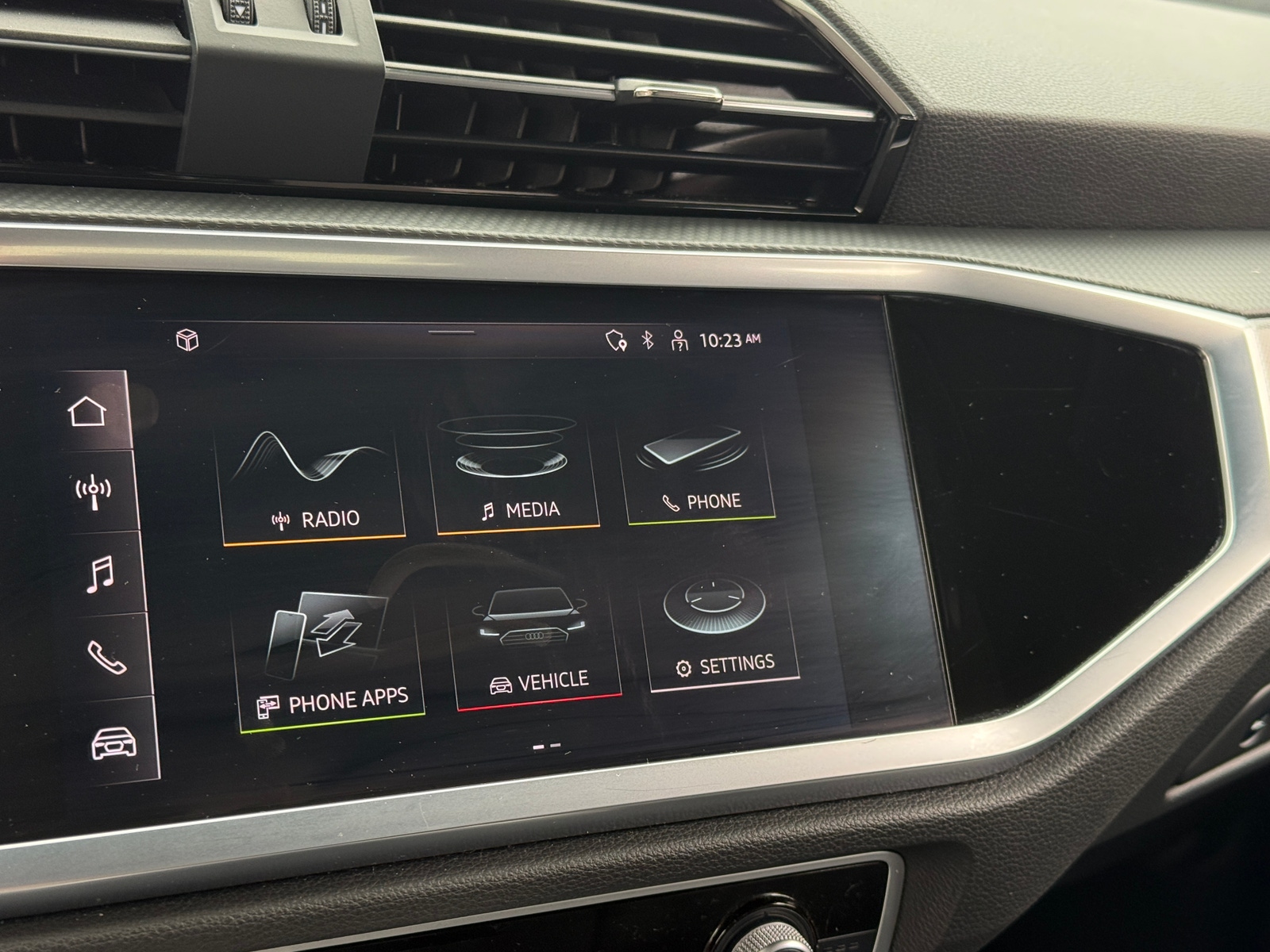 Thumbnail: 2022 Audi Q3 - 3