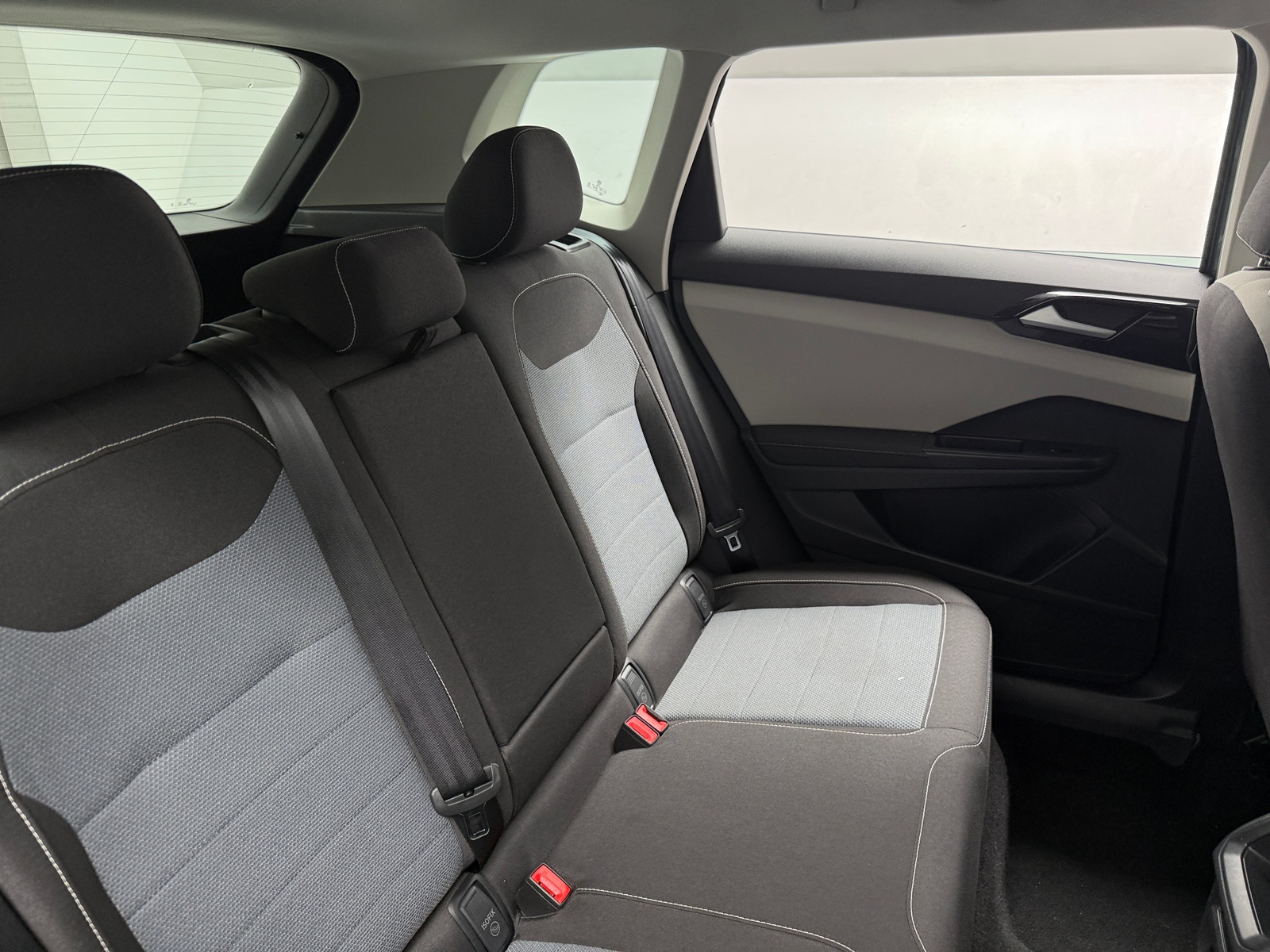 Thumbnail: 2025 Volkswagen Taos - 6