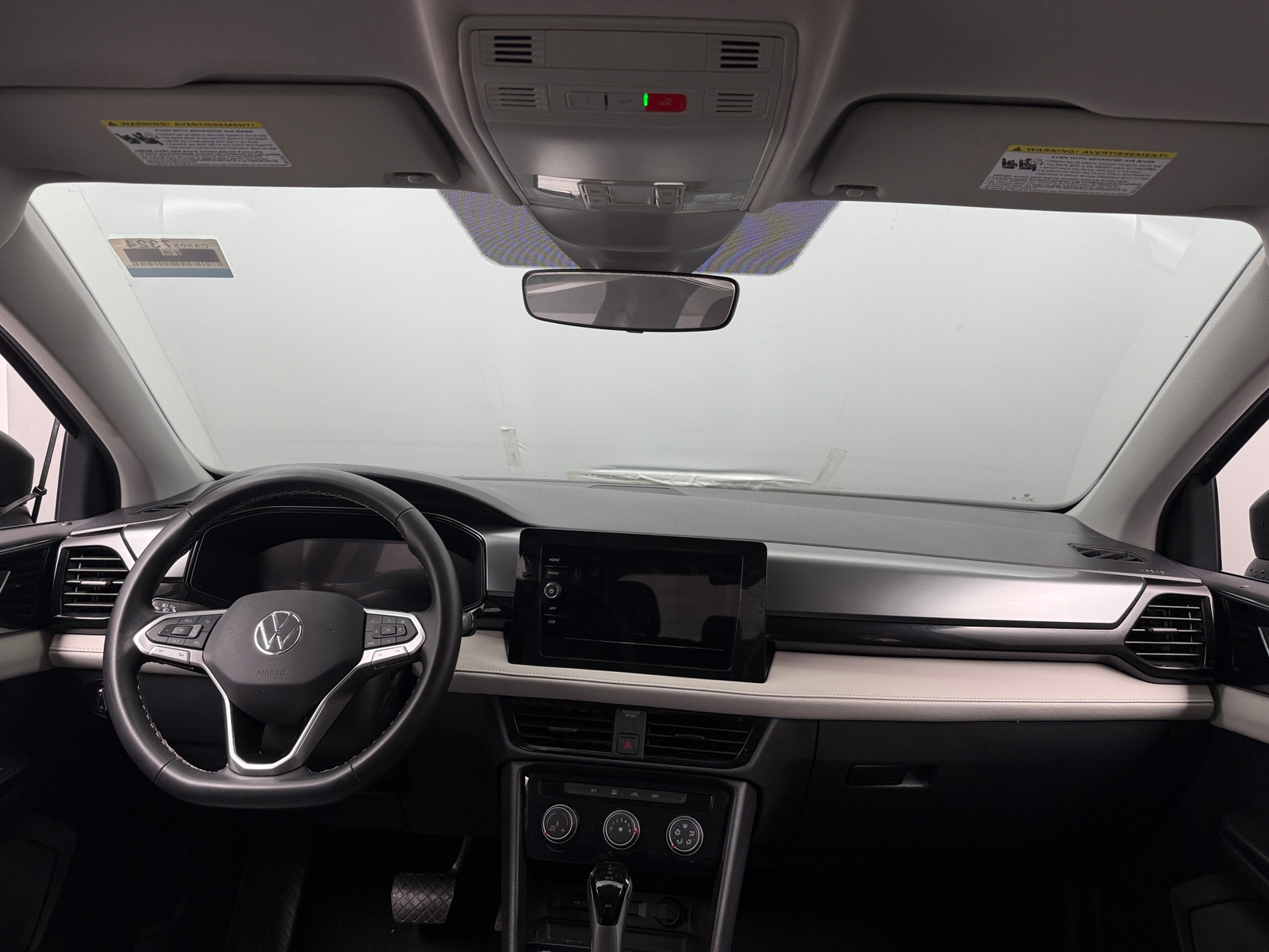 Thumbnail: 2025 Volkswagen Taos - 3