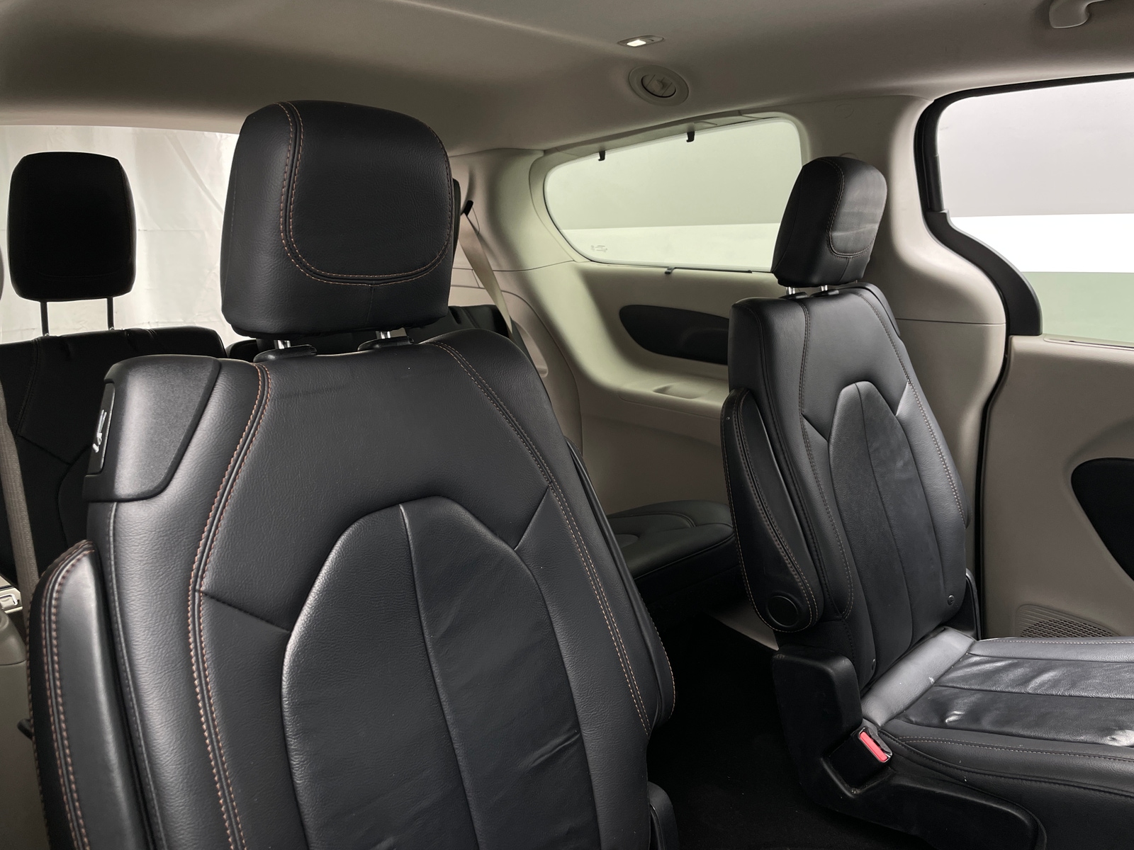 Thumbnail: 2017 Chrysler Pacifica - 5