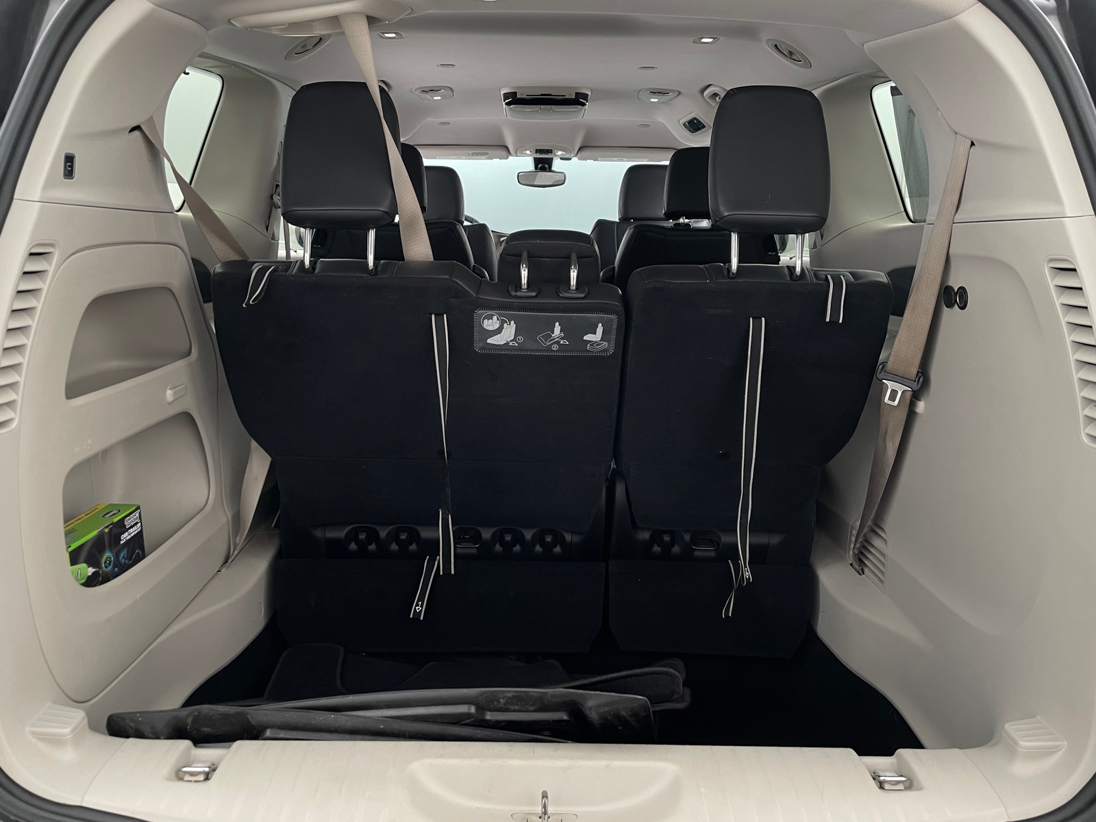 Thumbnail: 2017 Chrysler Pacifica - 6