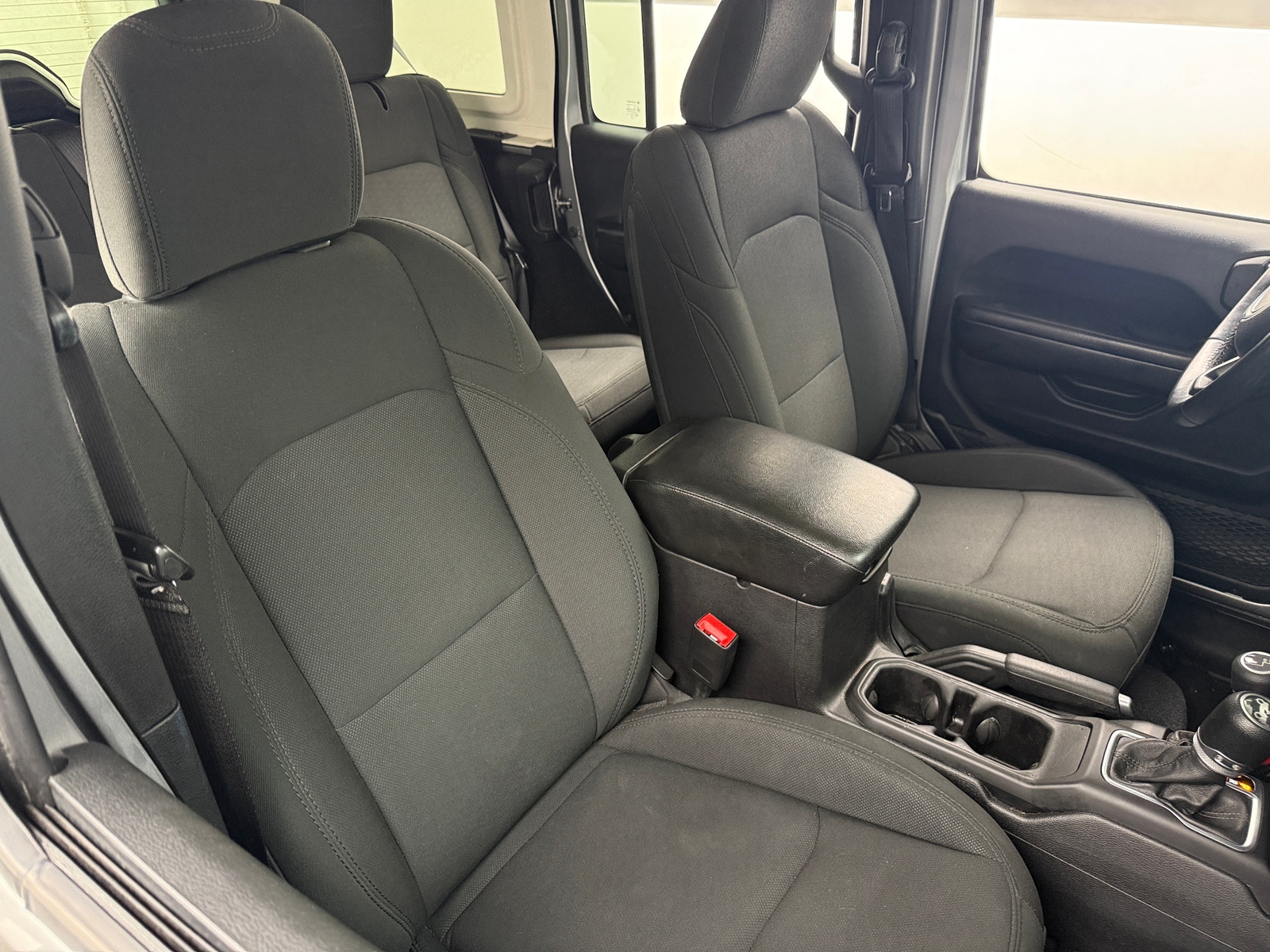 Thumbnail: 2019 Jeep Wrangler - 2