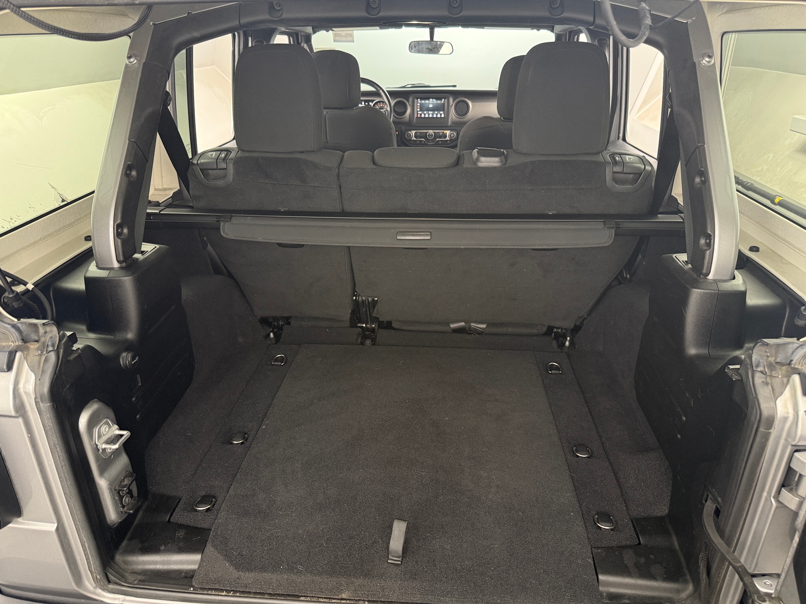 Thumbnail: 2019 Jeep Wrangler - 7