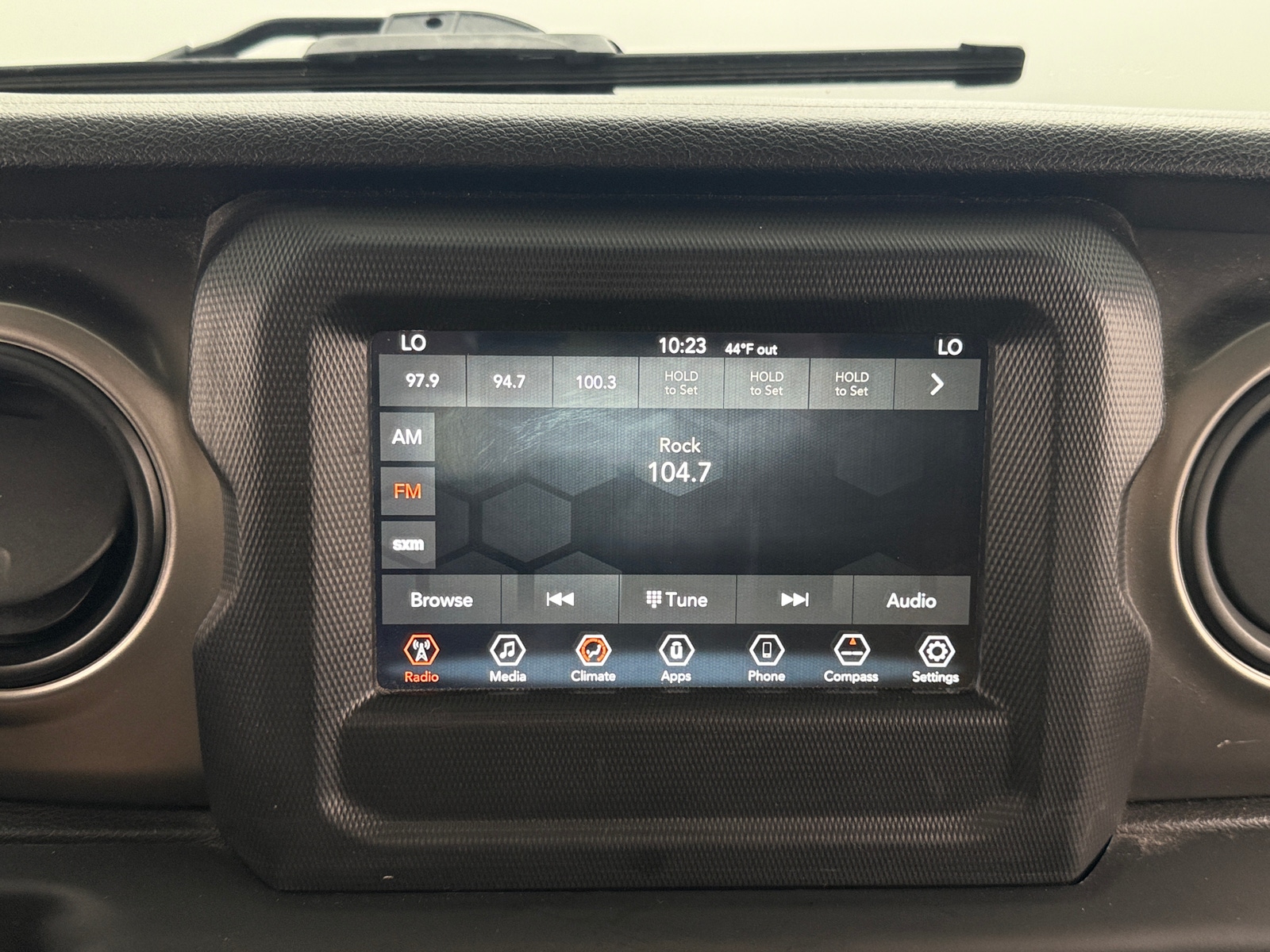 Thumbnail: 2019 Jeep Wrangler - 4