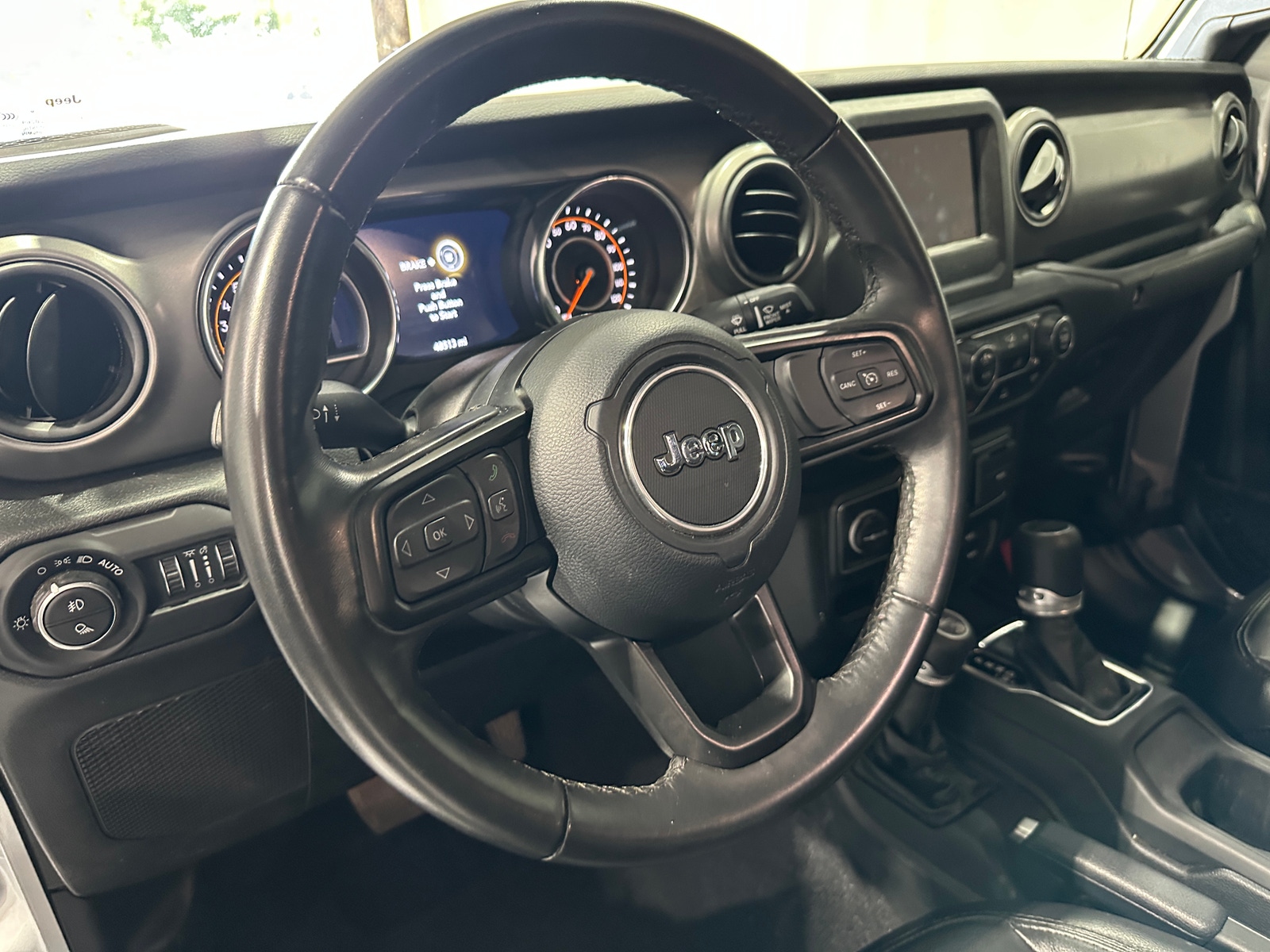 Thumbnail: 2022 Jeep Gladiator - 4