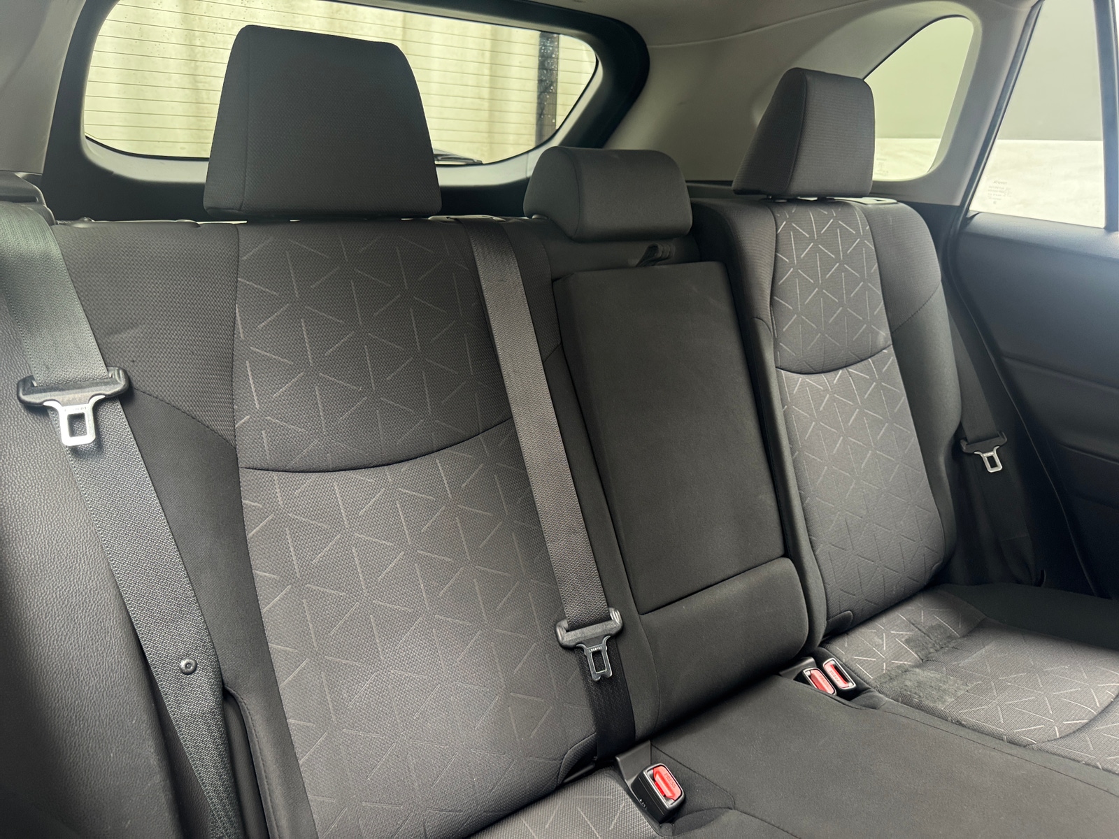 Thumbnail: 2019 Toyota RAV4 - 6