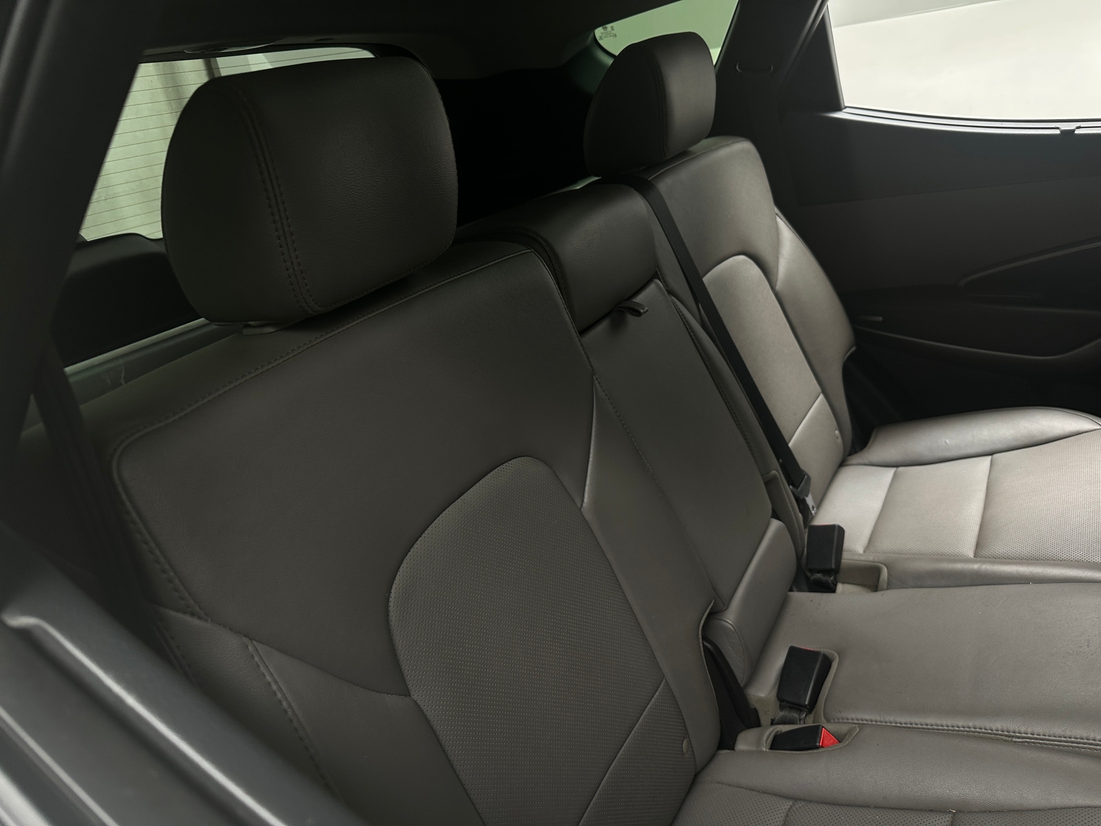 Thumbnail: 2017 Hyundai Santa Fe - 5