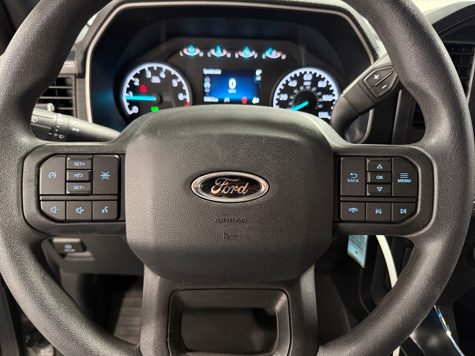 Thumbnail: 2022 Ford Econoline - 5