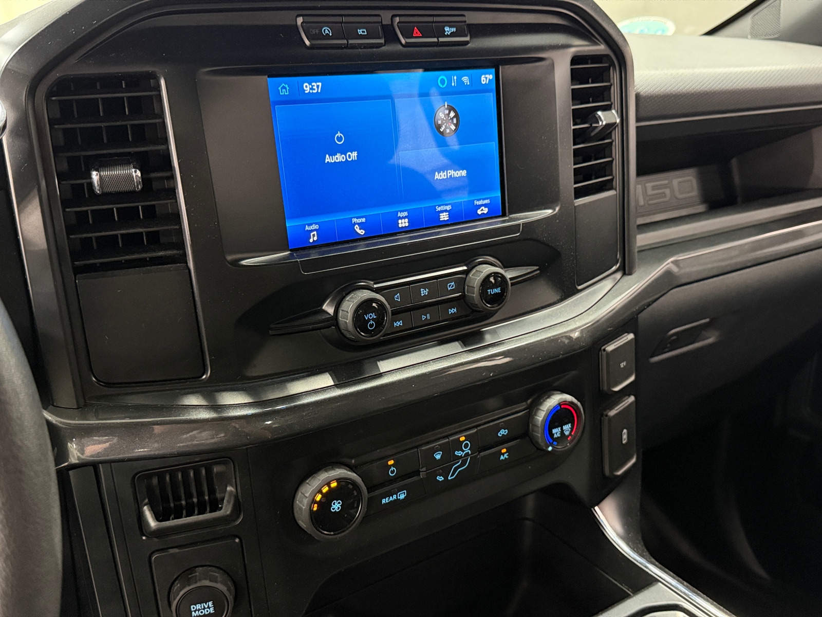 Thumbnail: 2022 Ford Econoline - 4