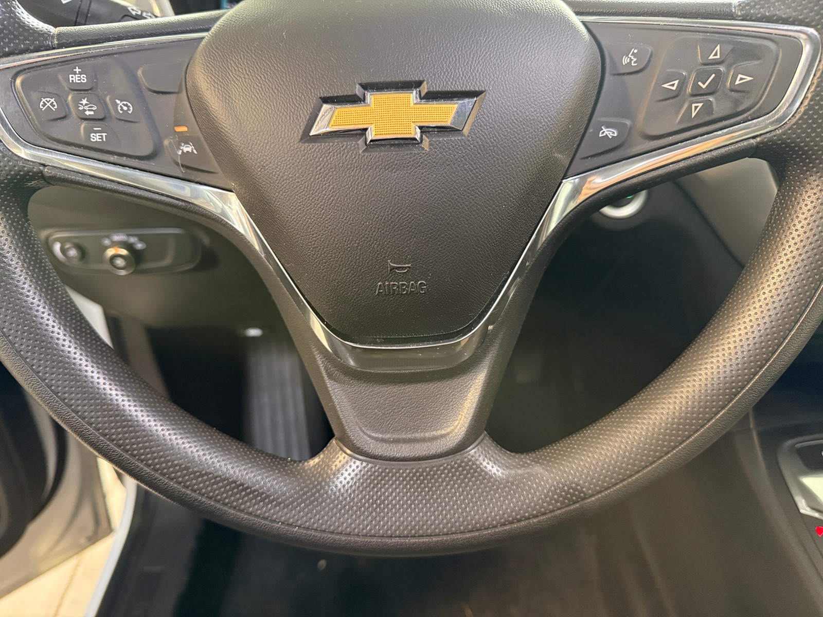 Thumbnail: 2020 Chevrolet Equinox - 5