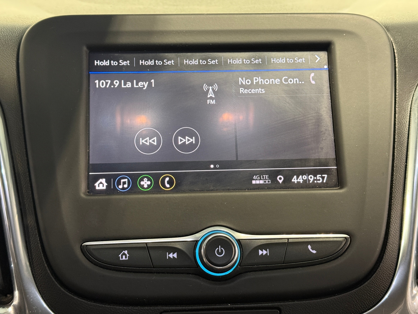 Thumbnail: 2020 Chevrolet Equinox - 4