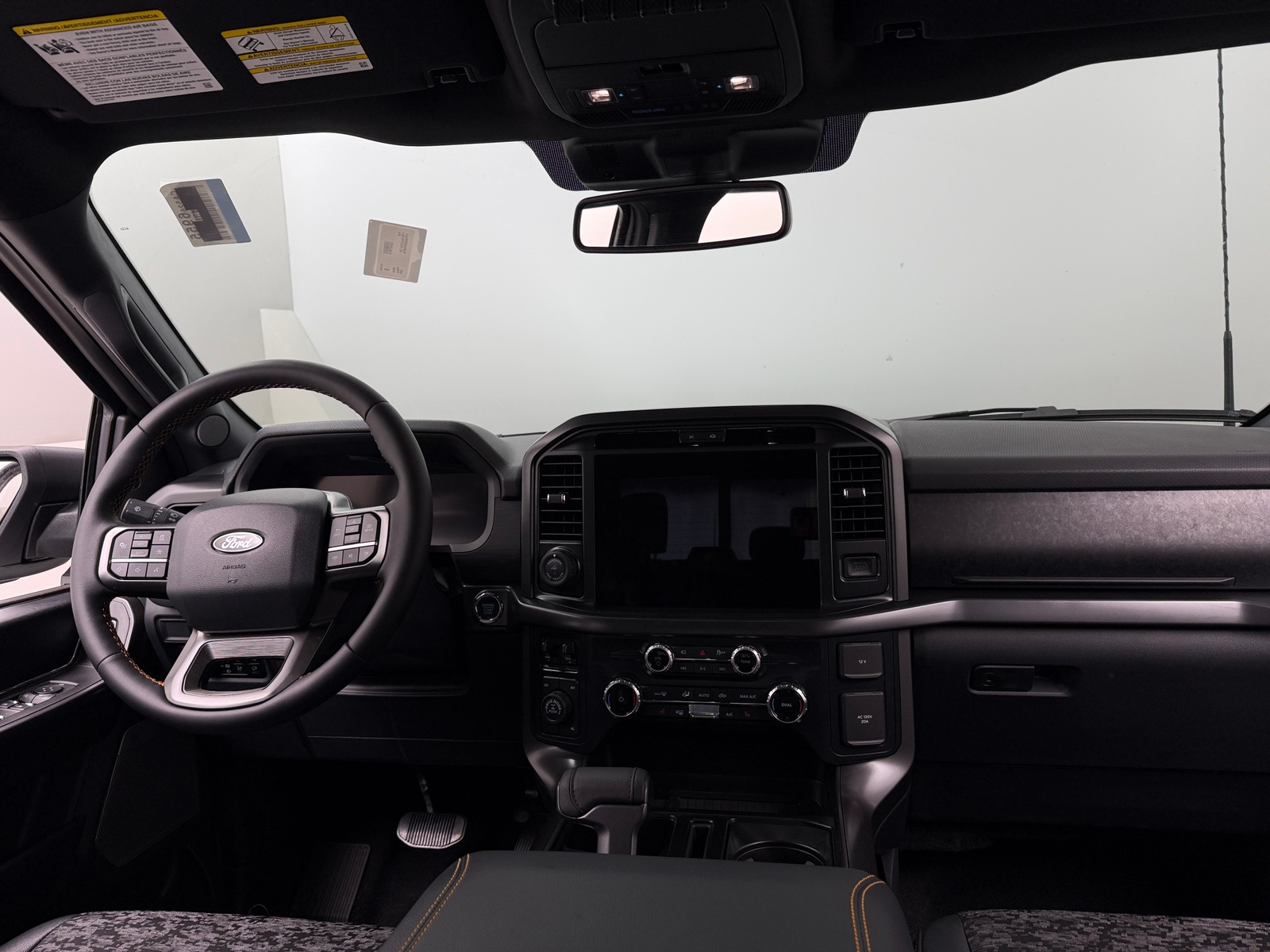 Thumbnail: 2025 Ford Econoline - 3