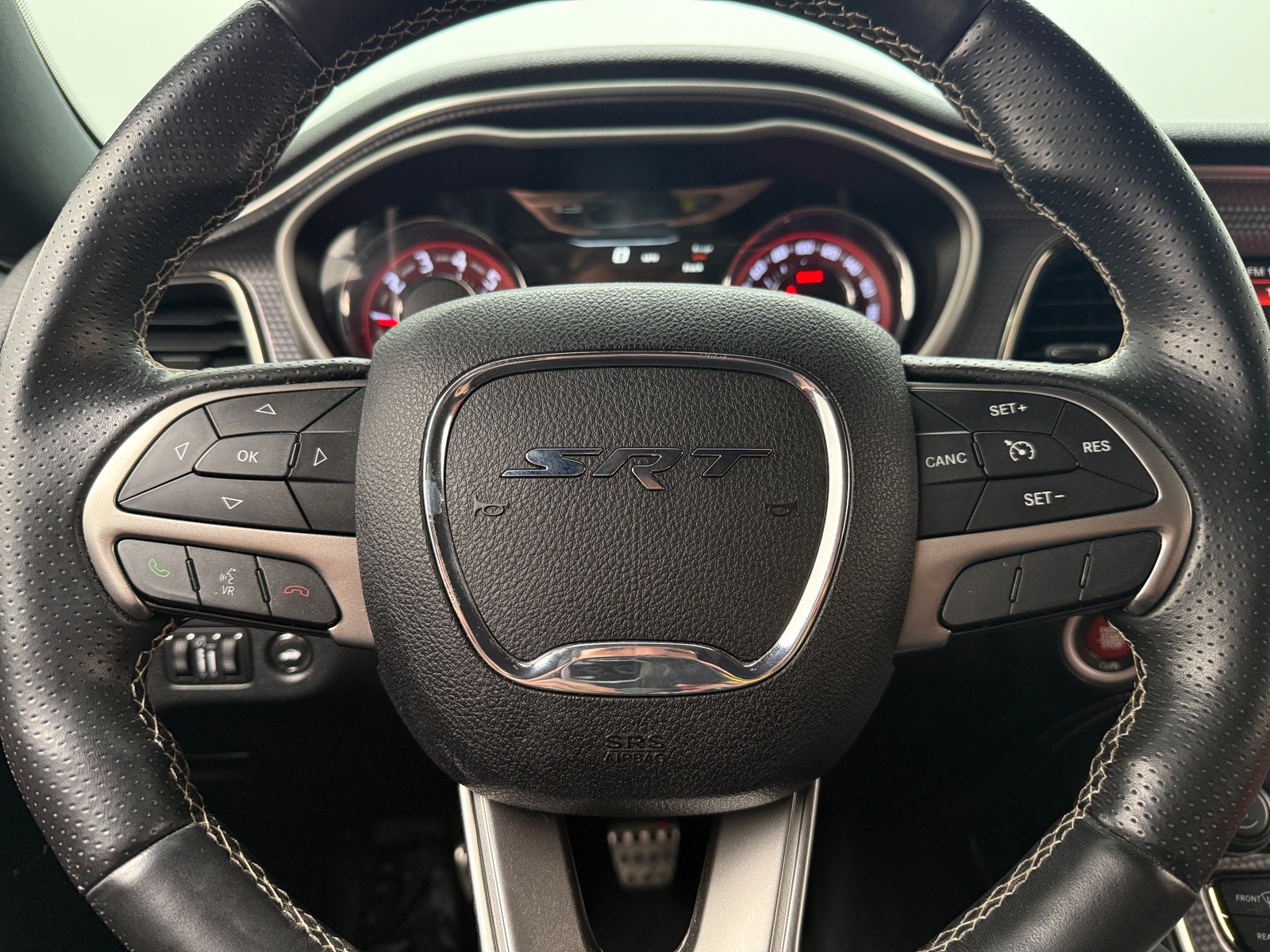 Thumbnail: 2016 Dodge Challenger - 3