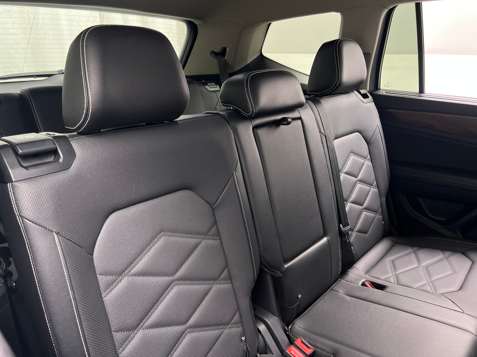 Thumbnail: 2025 Volkswagen Atlas - 5