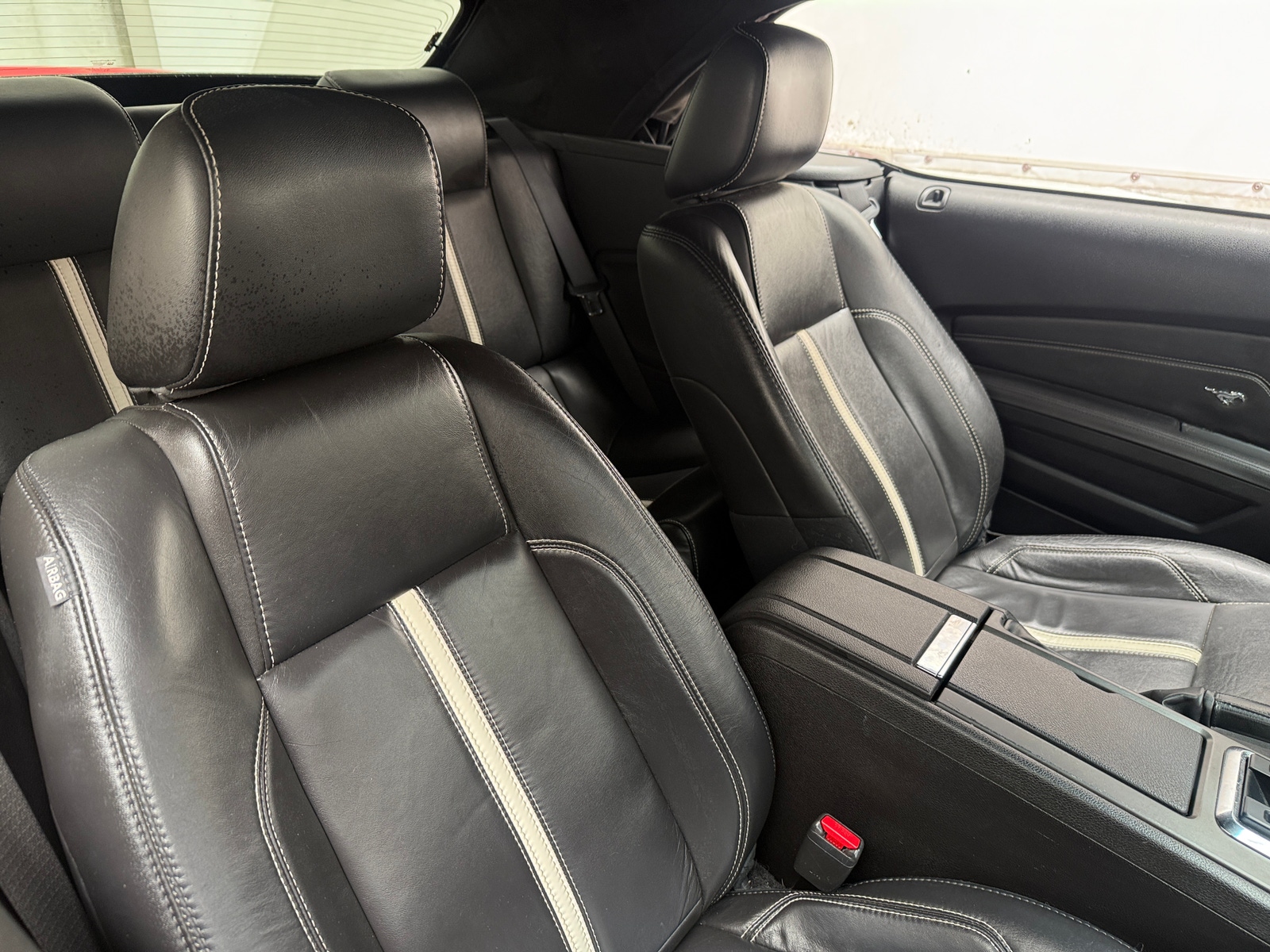 Thumbnail: 2010 Ford Mustang - 2