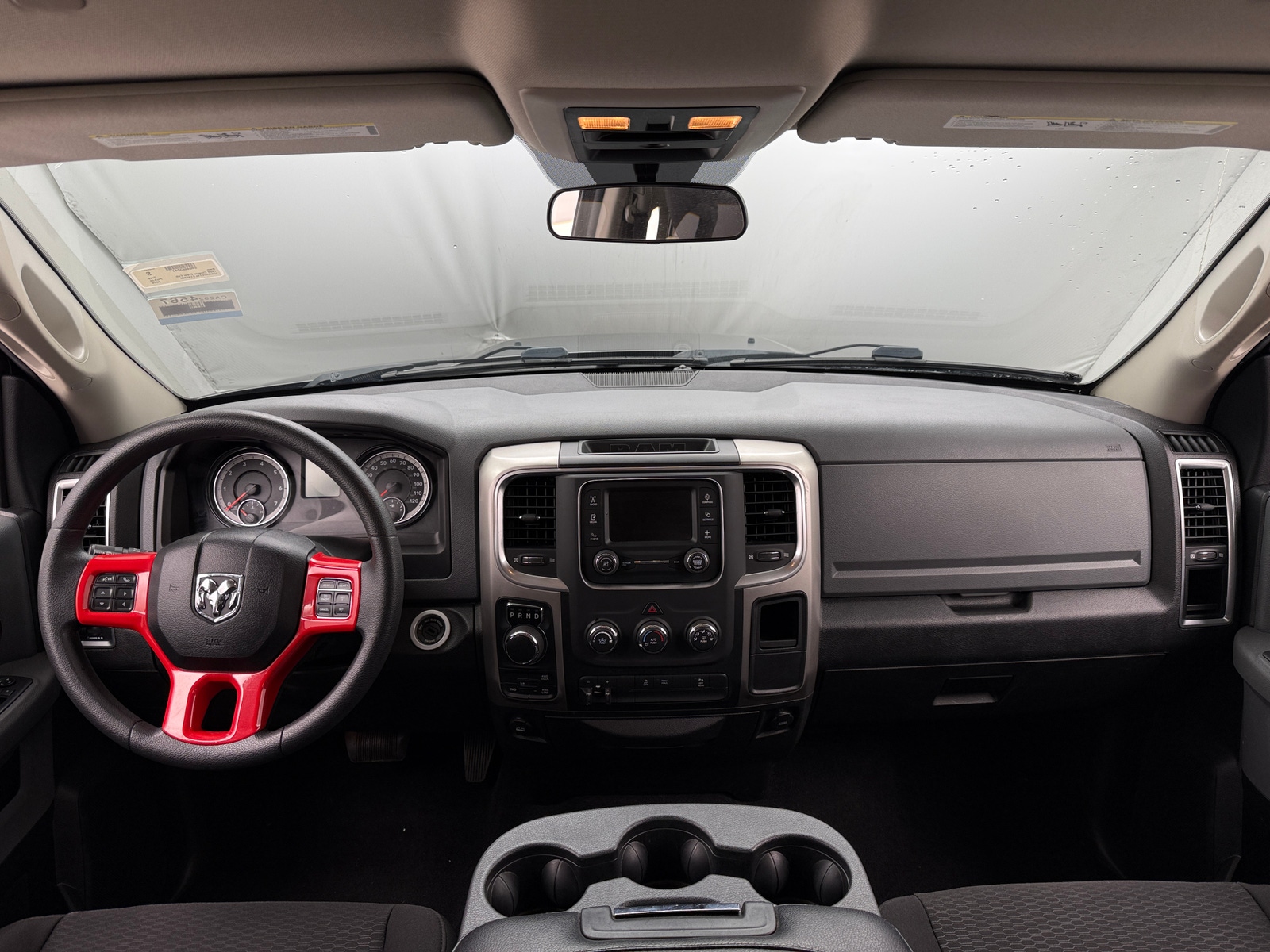 Thumbnail: 2020 RAM 1500 Classic - 3