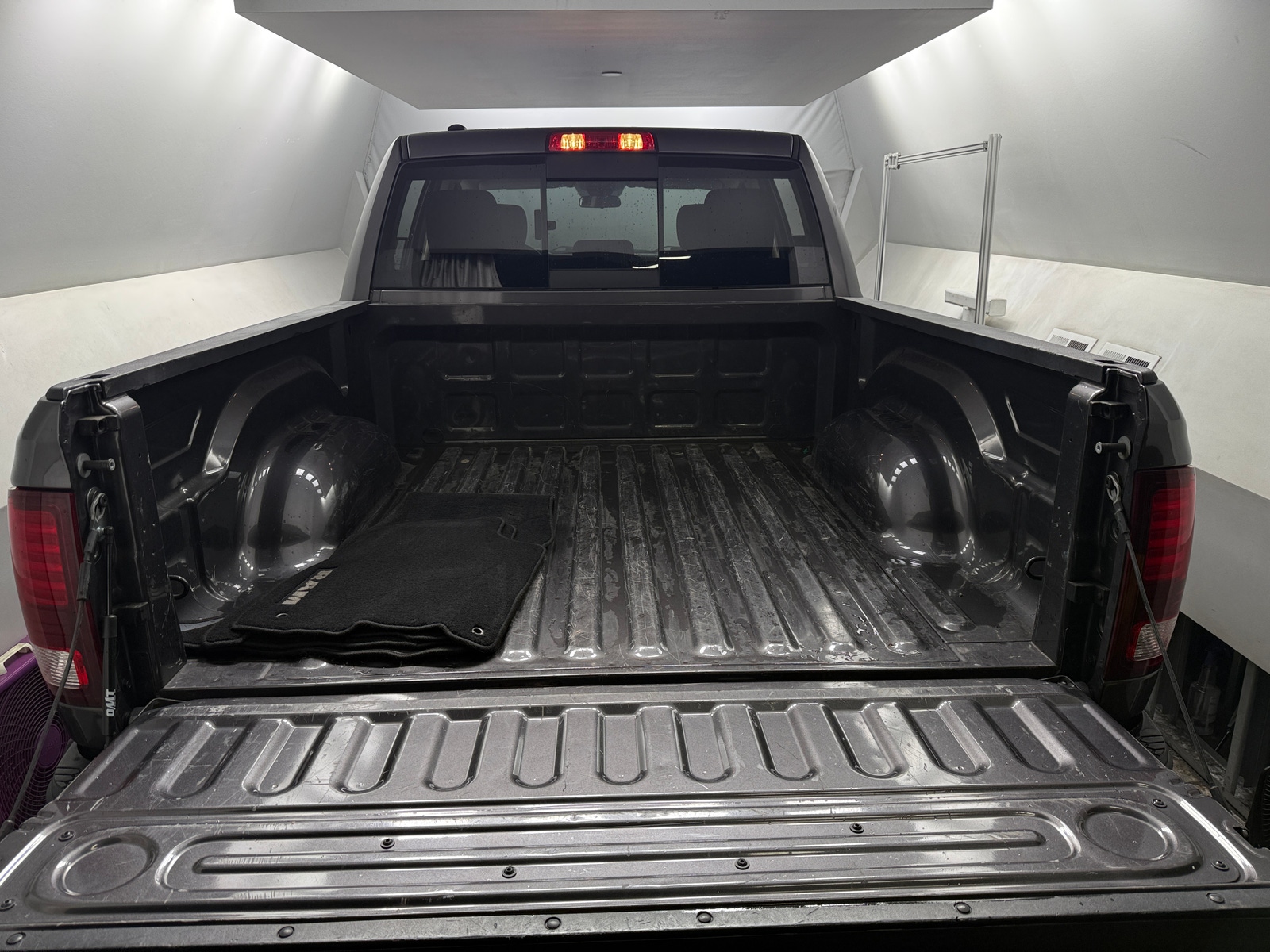 Thumbnail: 2020 RAM 1500 Classic - 7